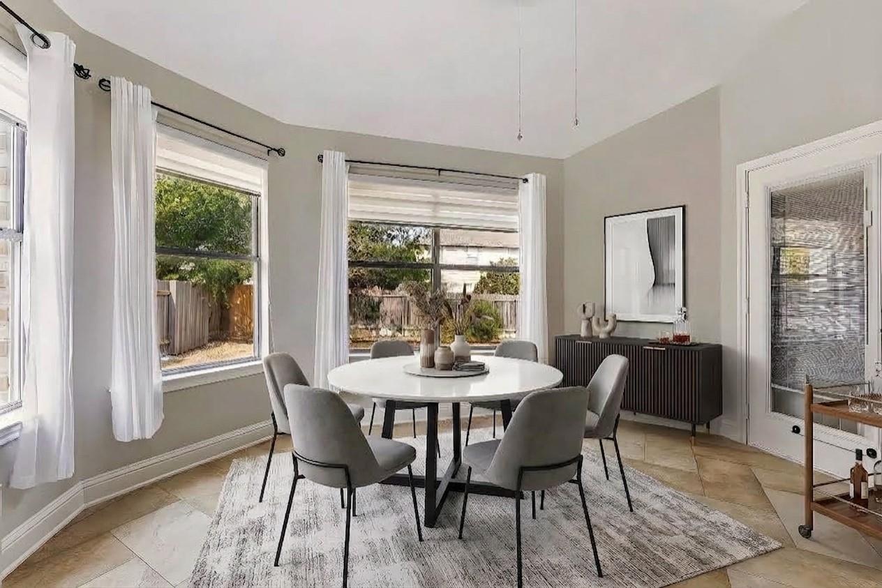2111 Wheaton TRL
