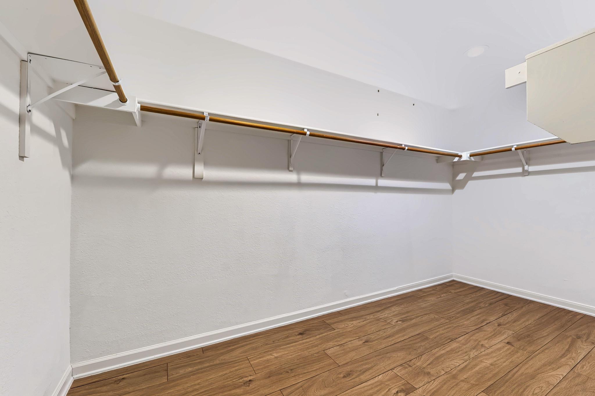 2111 Wheaton TRL