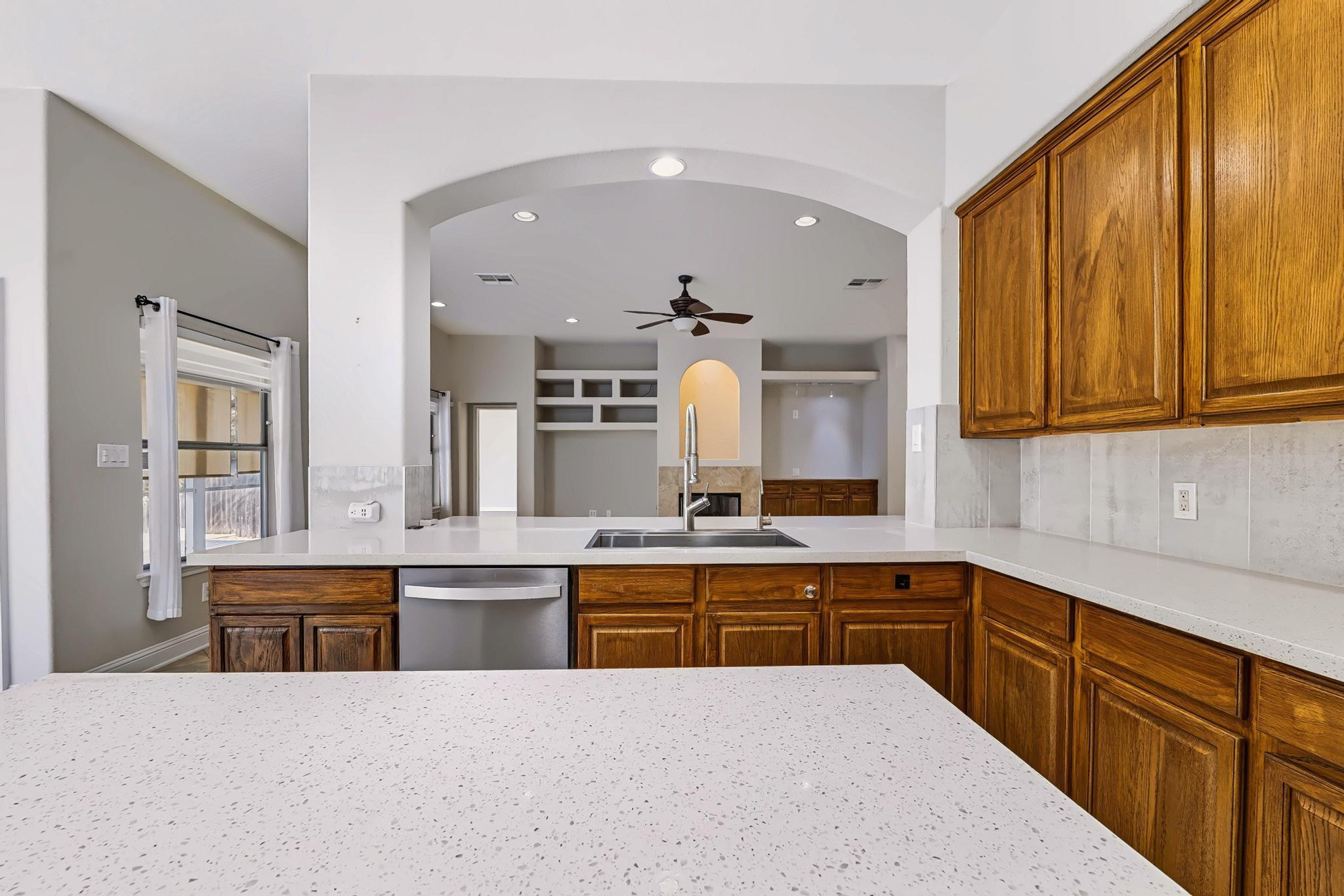 2111 Wheaton TRL