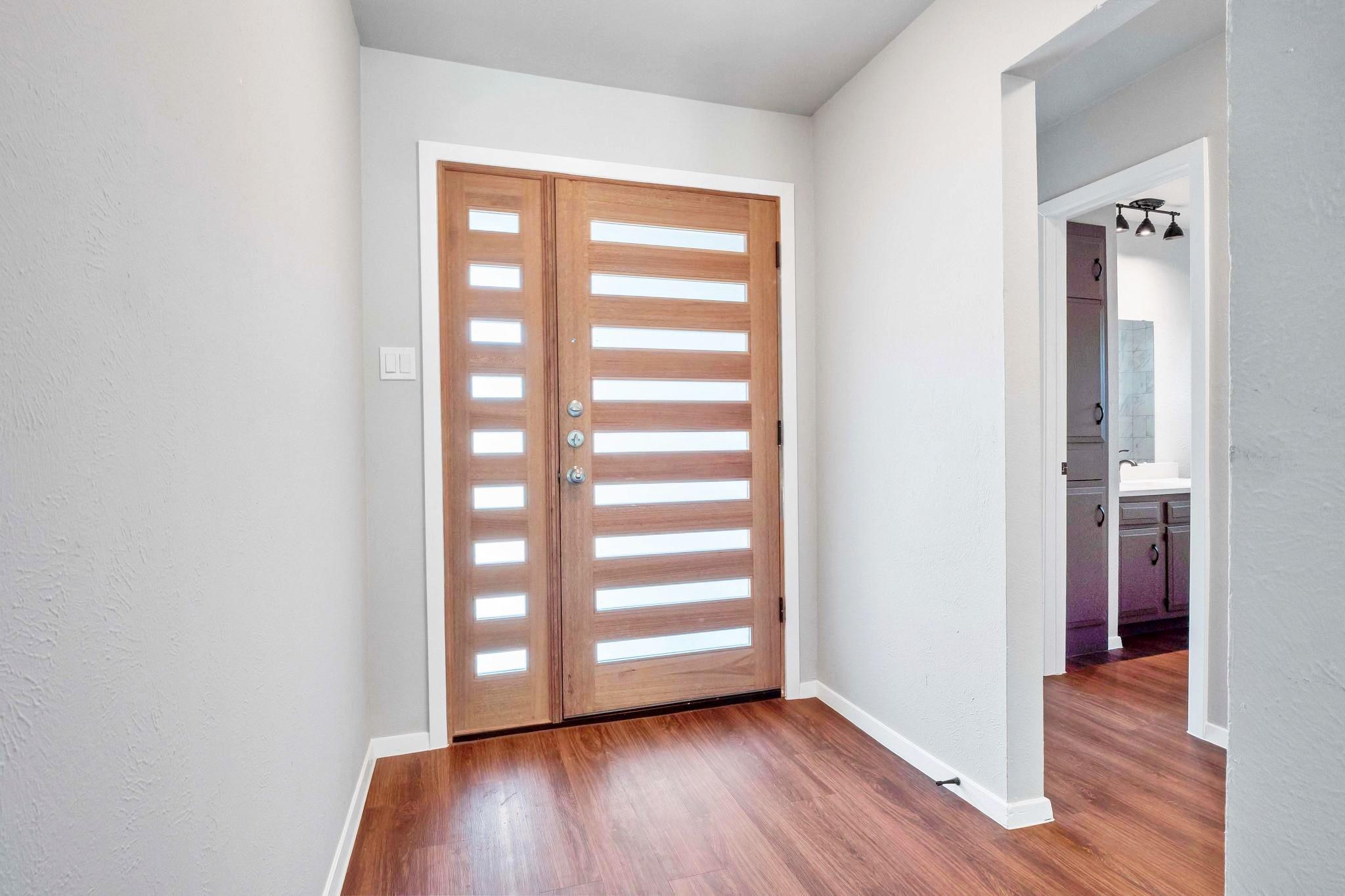 606 Elderberry CV