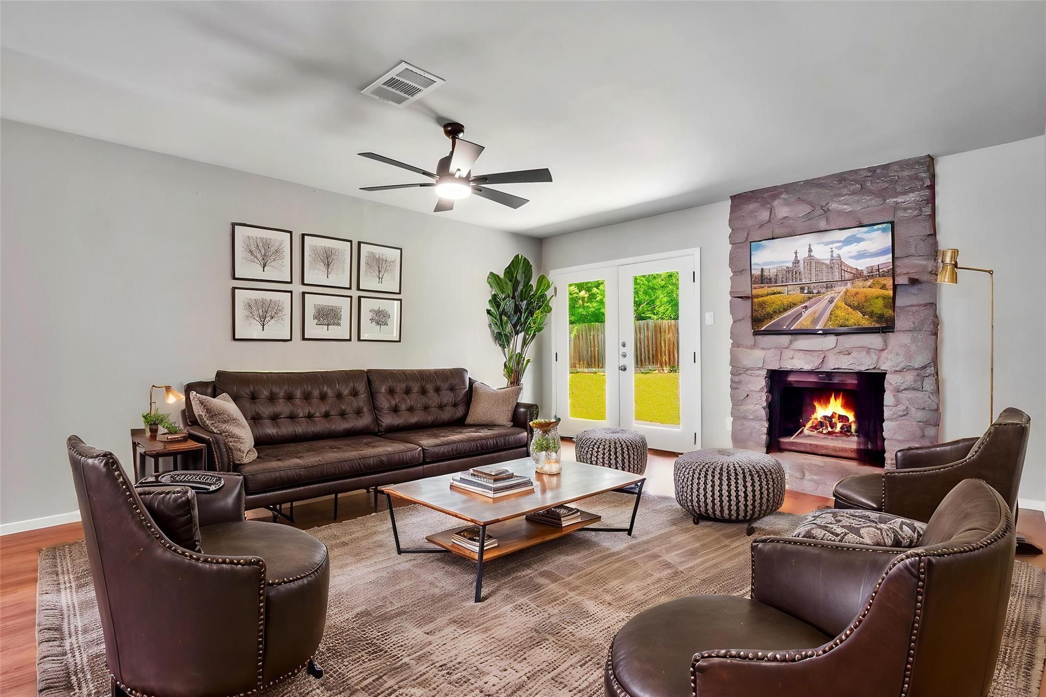 606 Elderberry CV