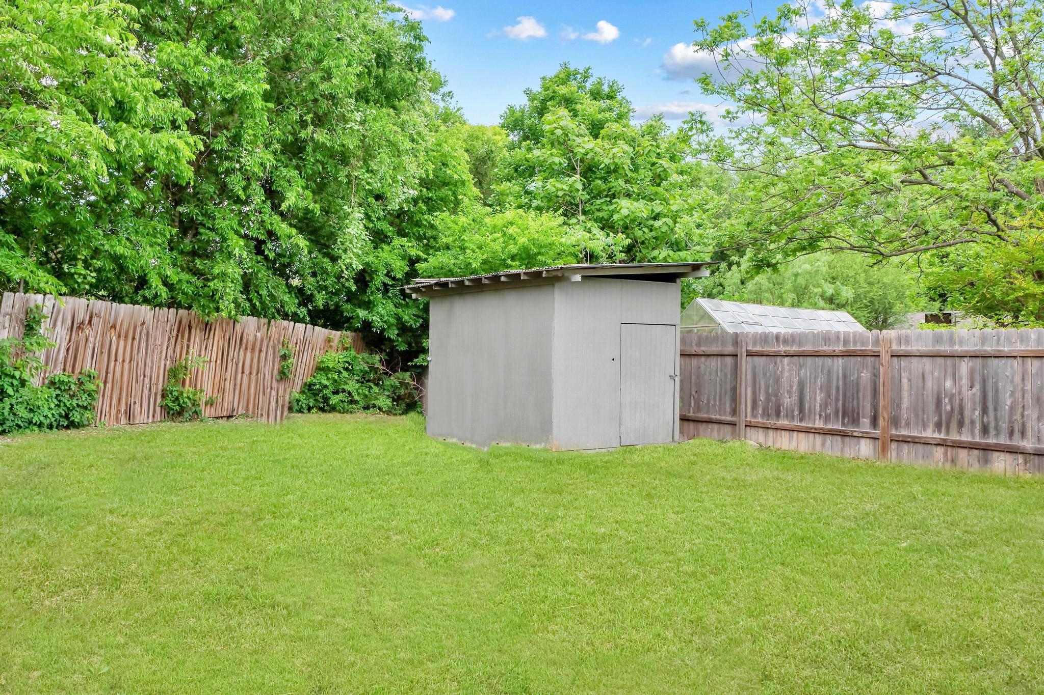 606 Elderberry CV