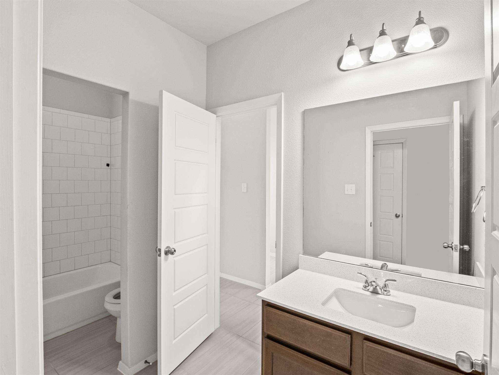 13701 Ronald W Reagan BLVD # 16
