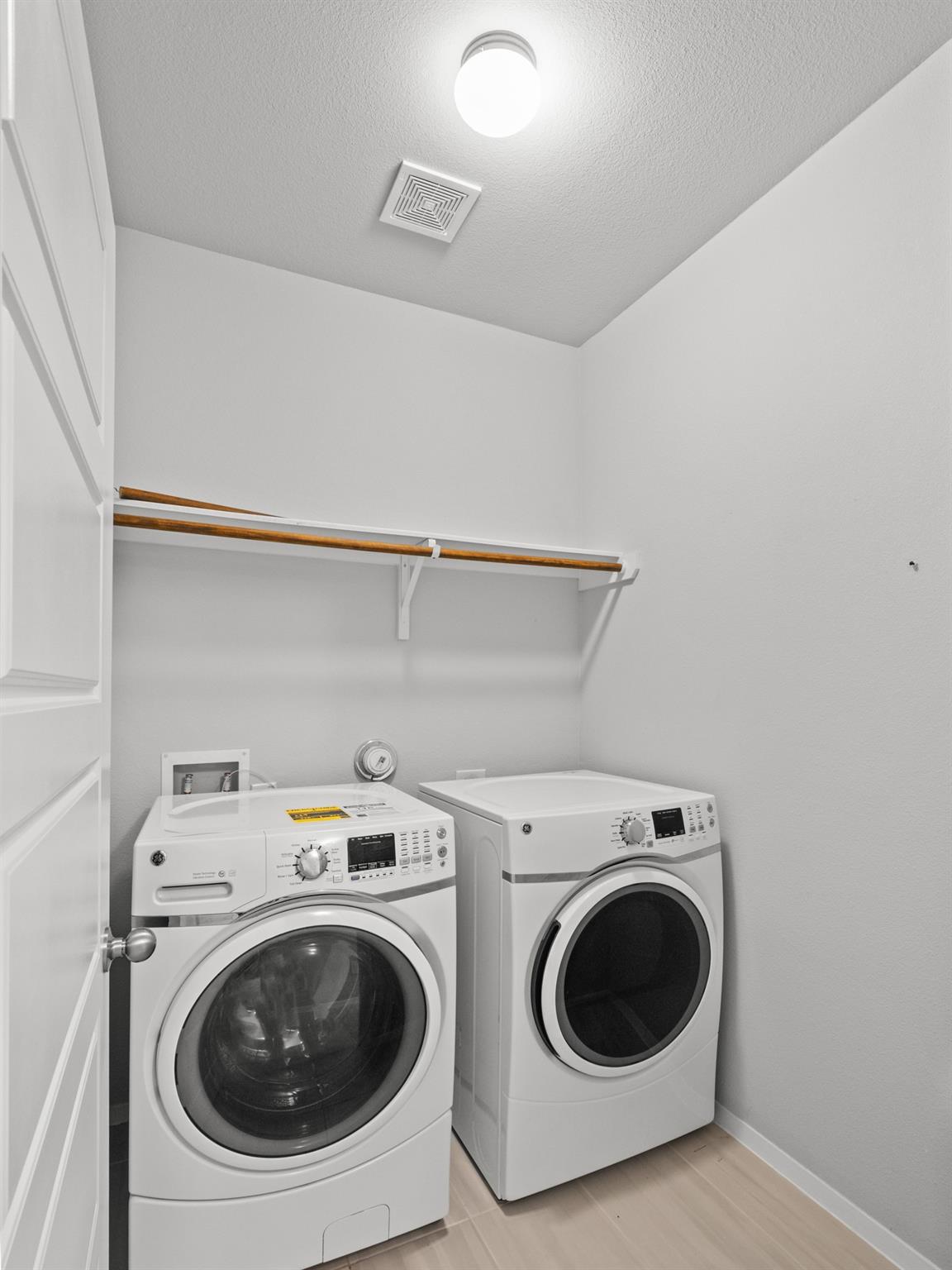 13701 Ronald W Reagan BLVD # 16