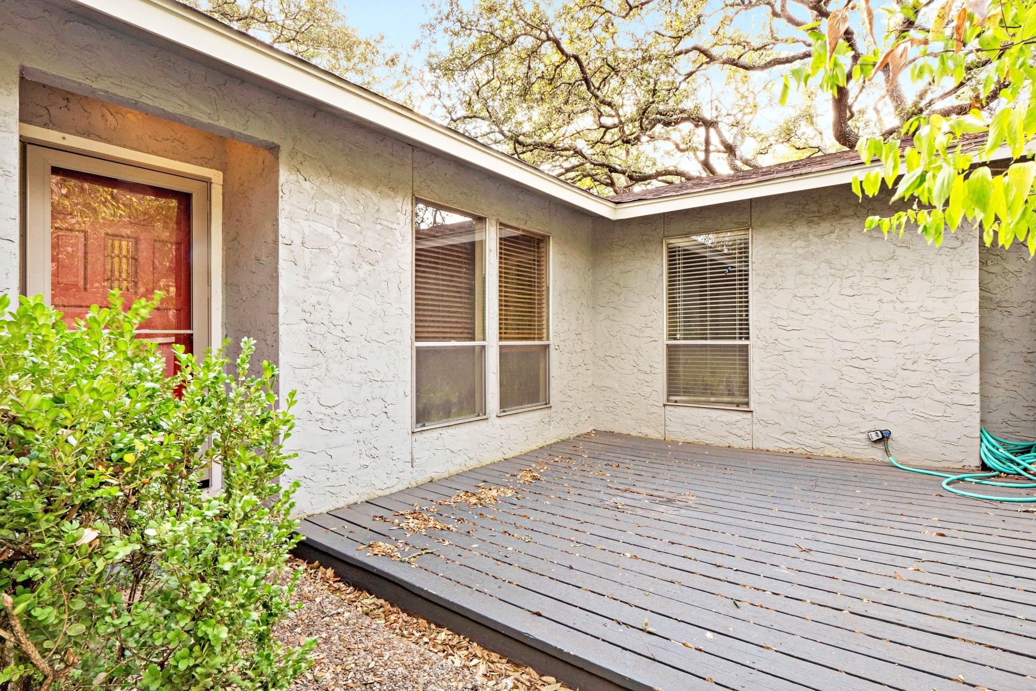 6601 Branching Oak CT