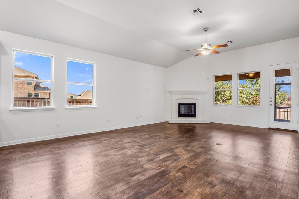 2849 Coral Valley DR