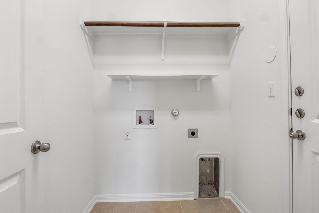 2849 Coral Valley DR