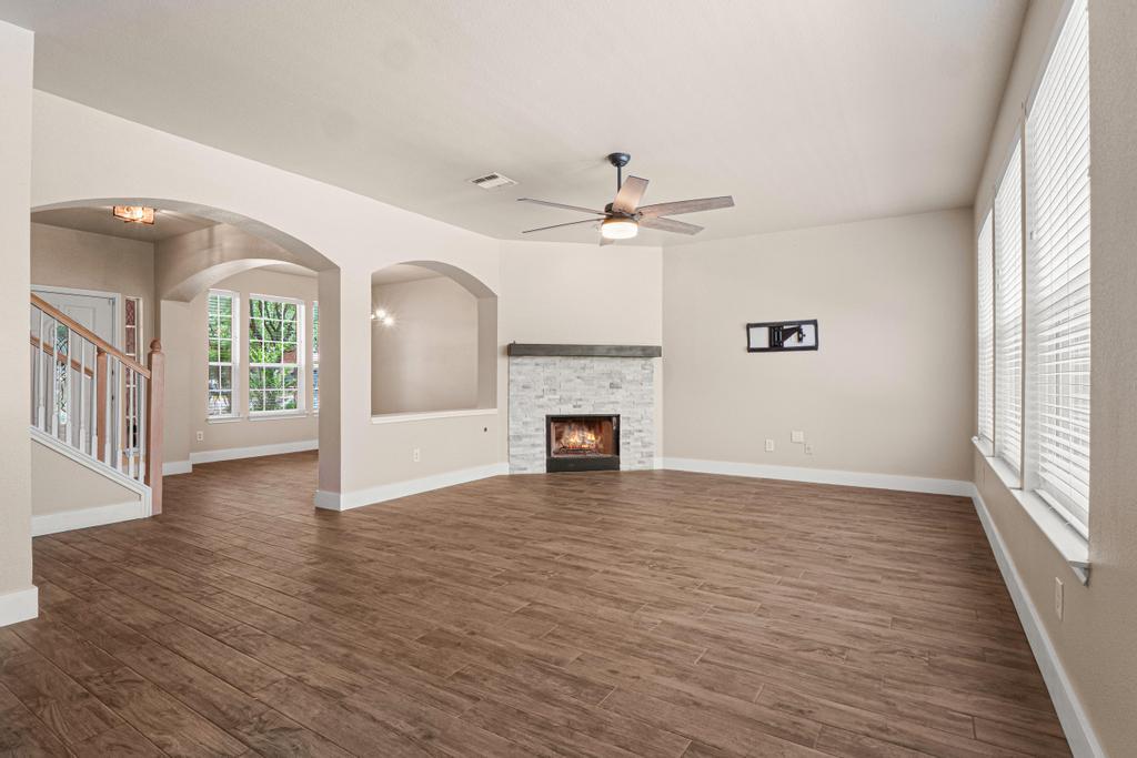 8613 Glen Canyon DR