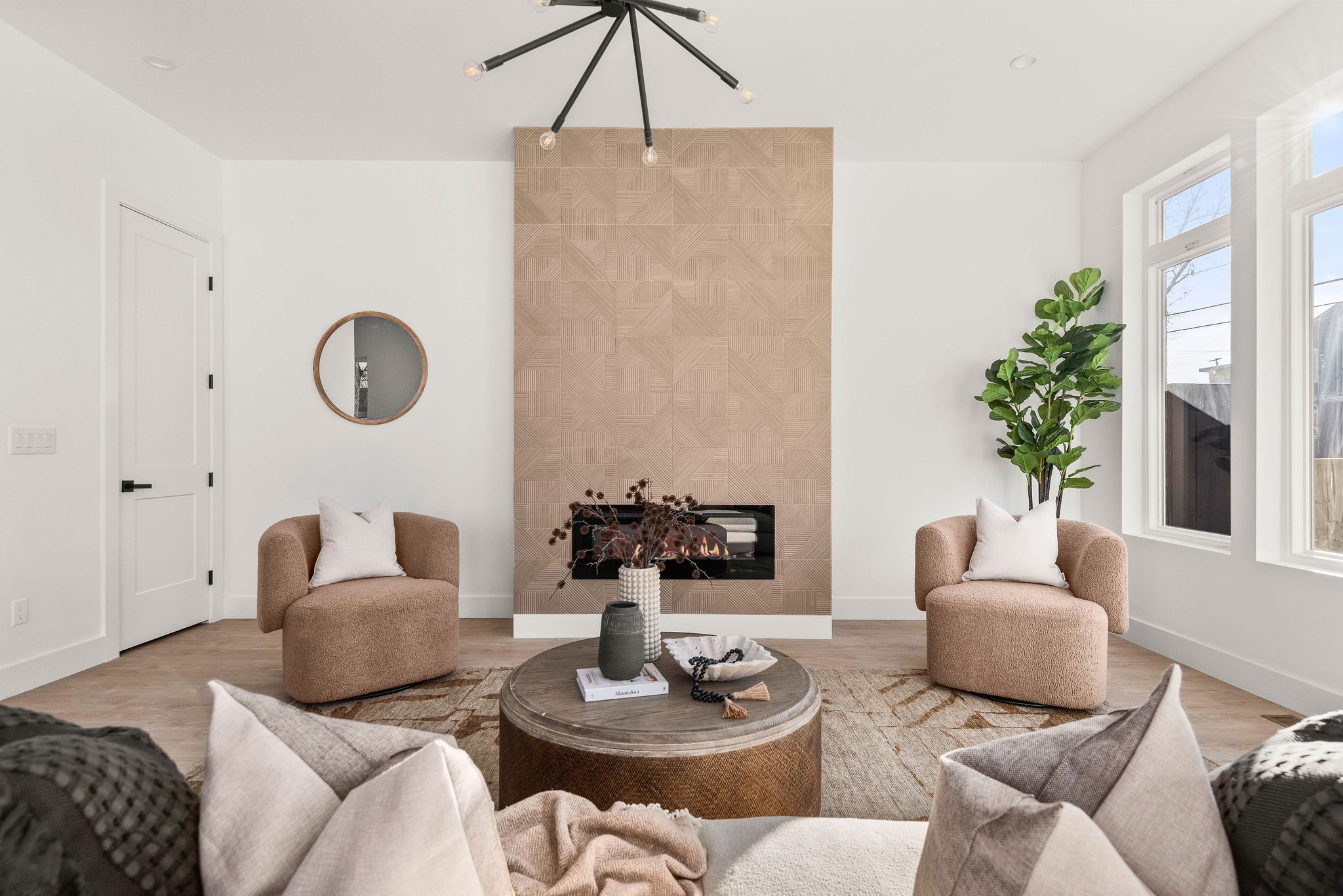 1724 Pecan St Unit: 2