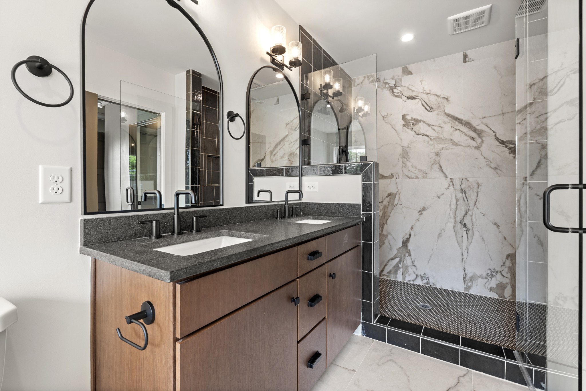 1701 Portland Ave Unit: A