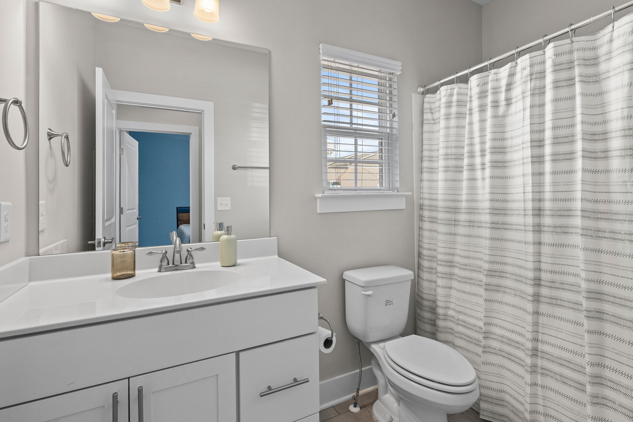 2044 Village Park Cir