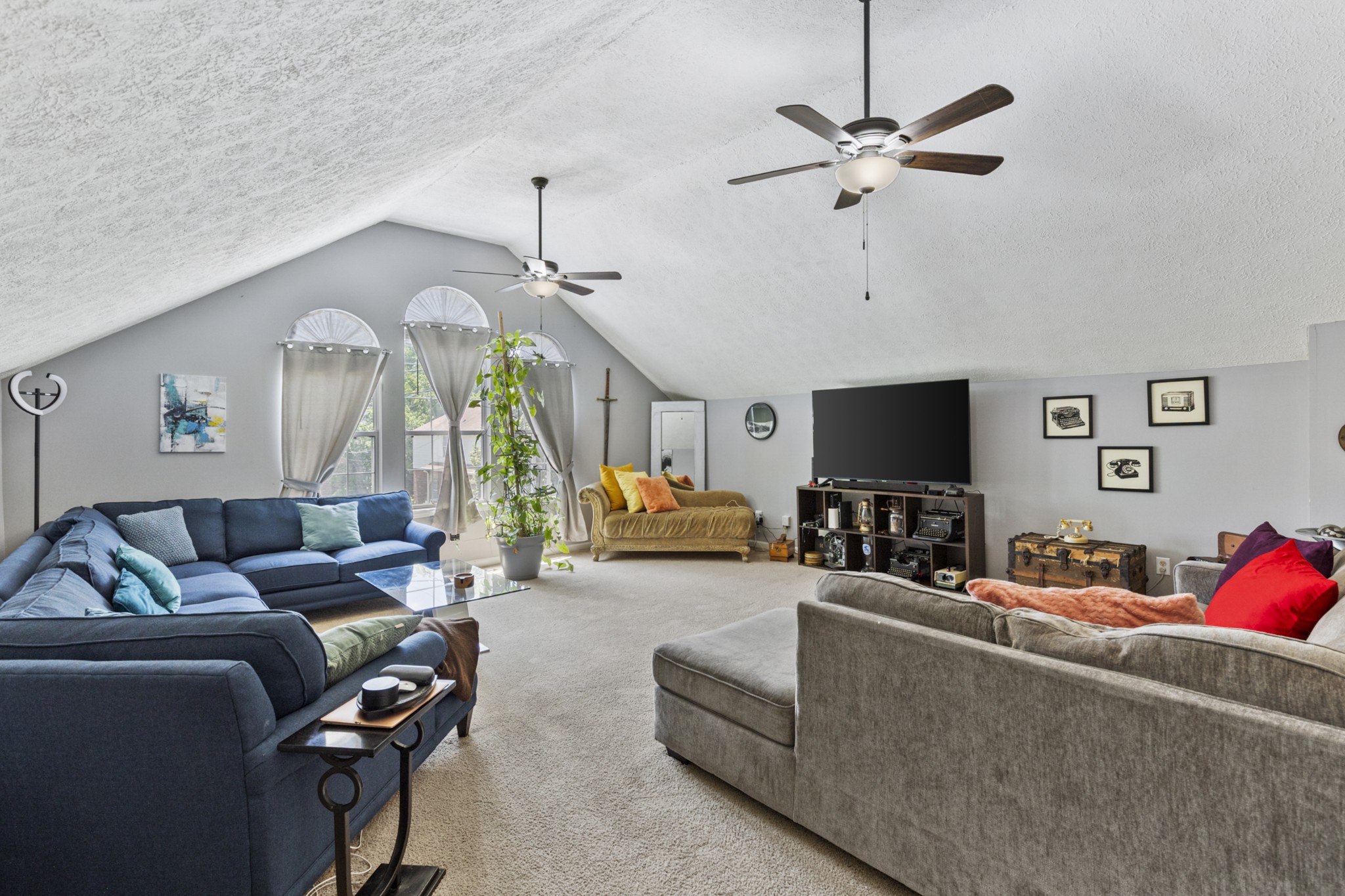 5156 W Oak Highland Dr