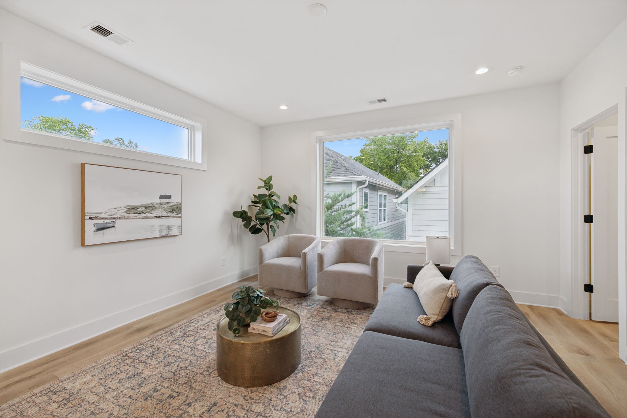 1117B Chester Ave Unit: B