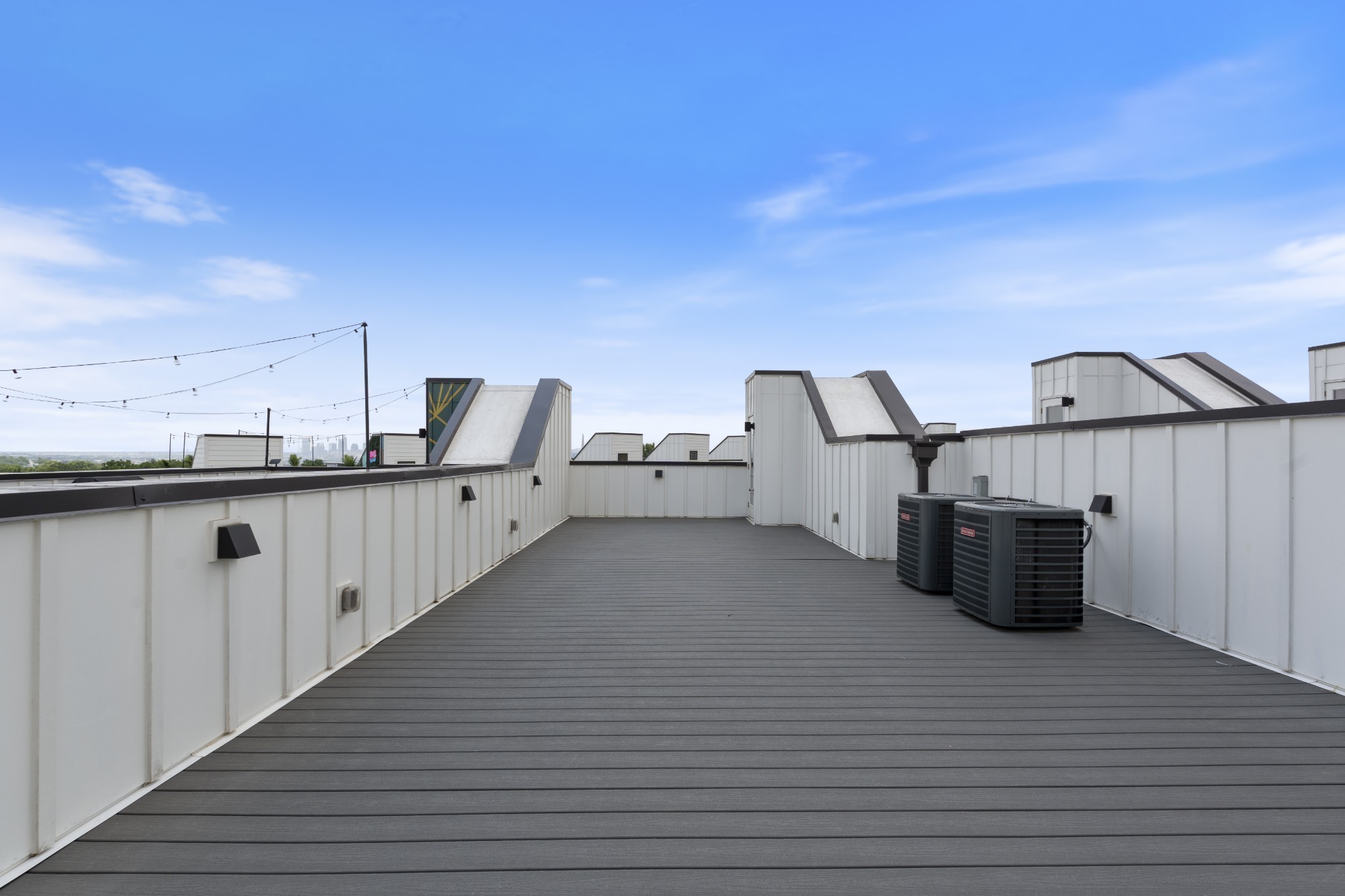 500 W Trinity Ln Unit: 8