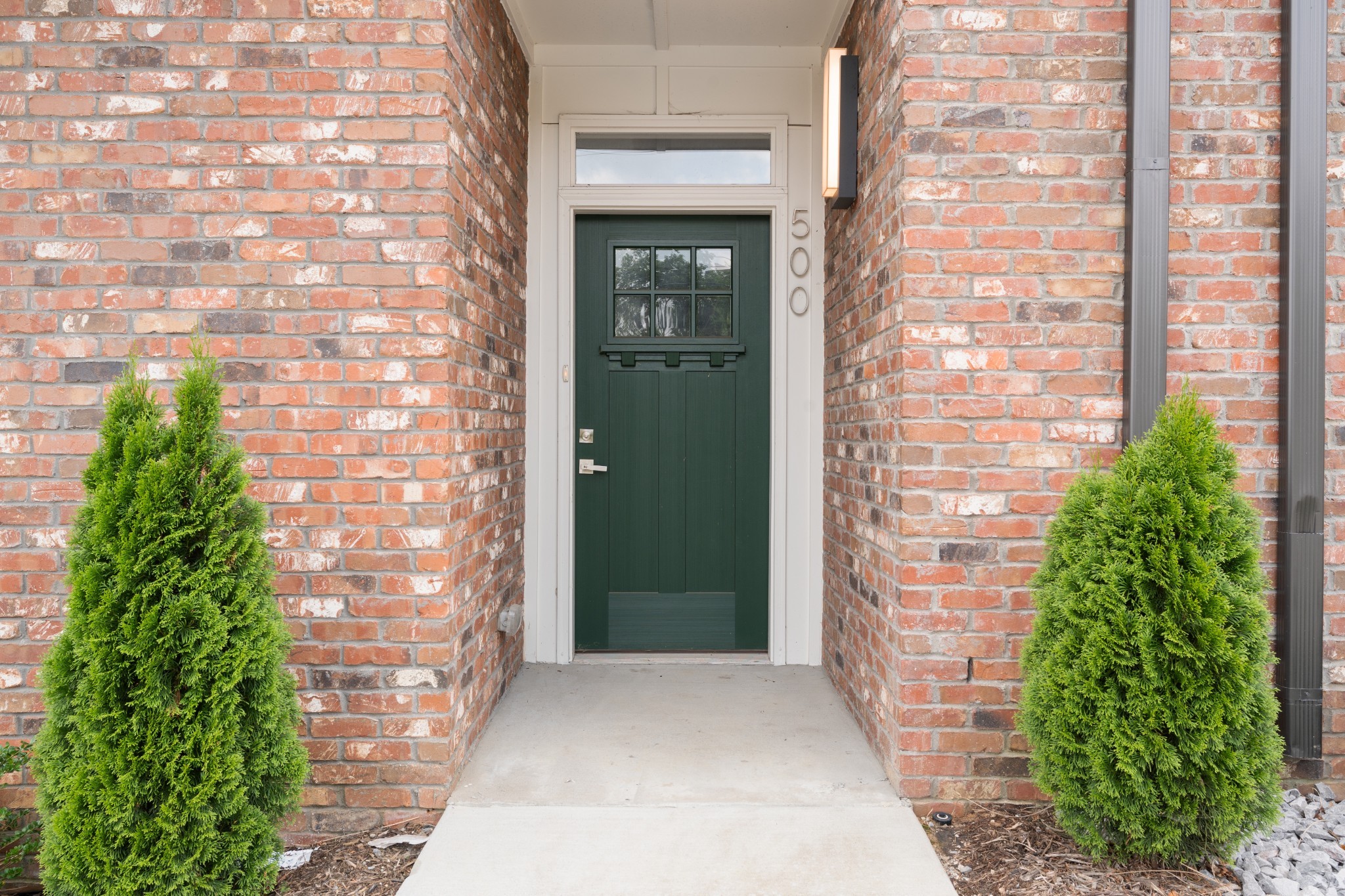 496 W Trinity Ln Unit: 504