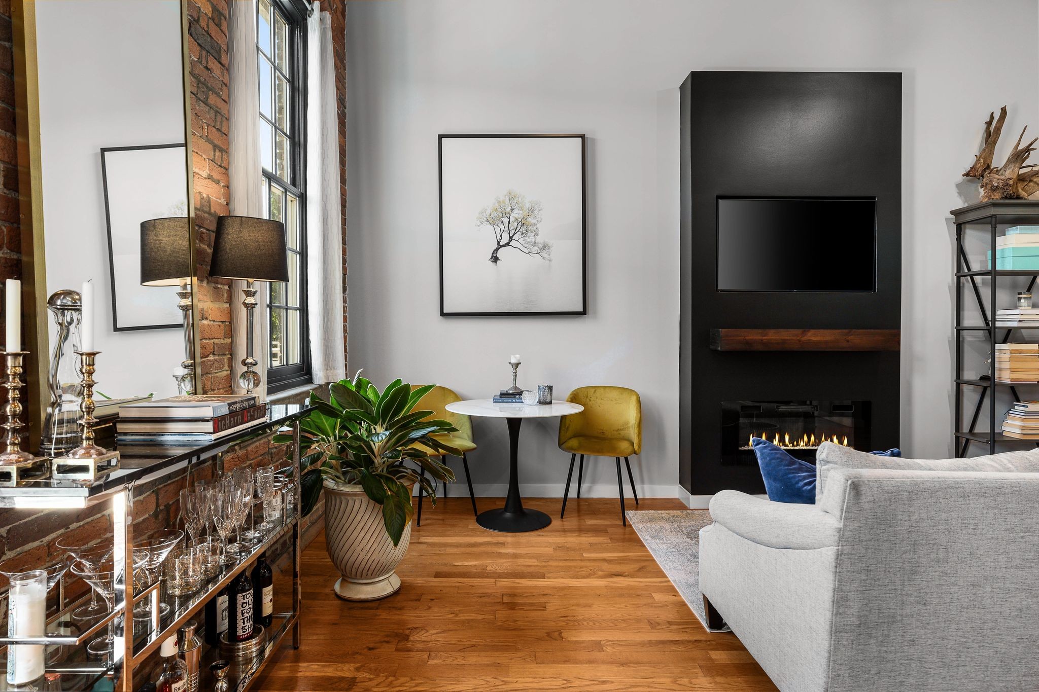 1350 Rosa L Parks Blvd Unit: 463