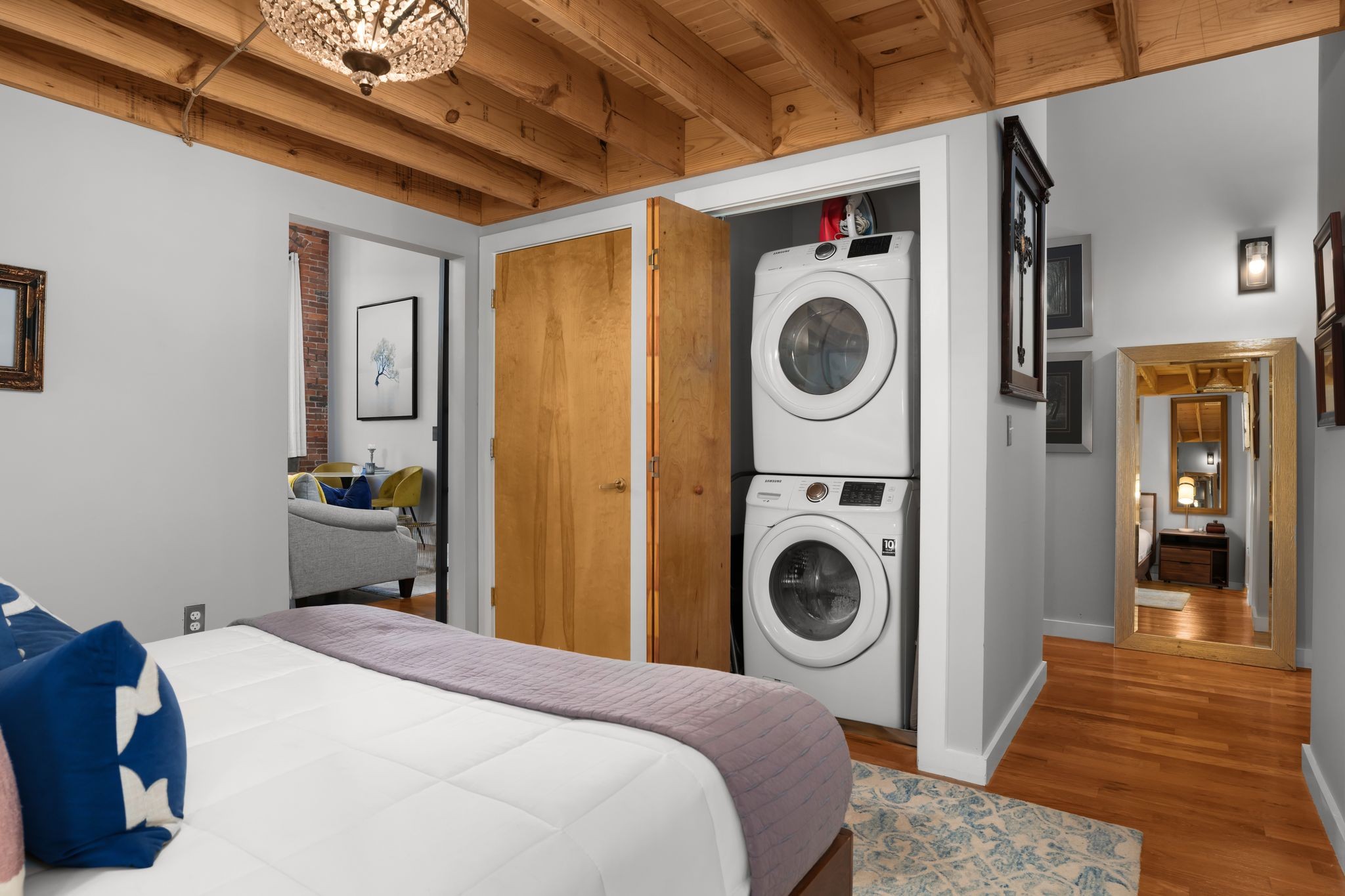 1350 Rosa L Parks Blvd Unit: 463