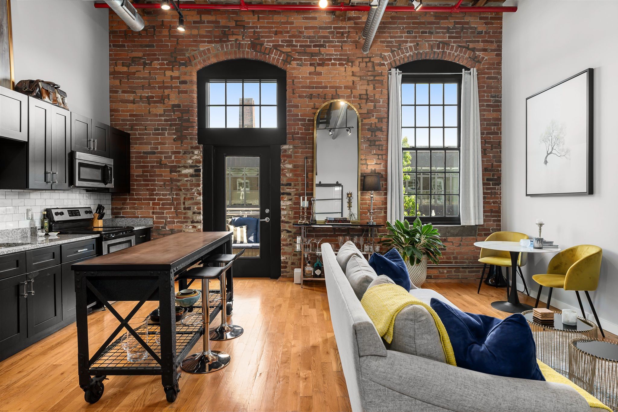 1350 Rosa L Parks Blvd Unit: 463