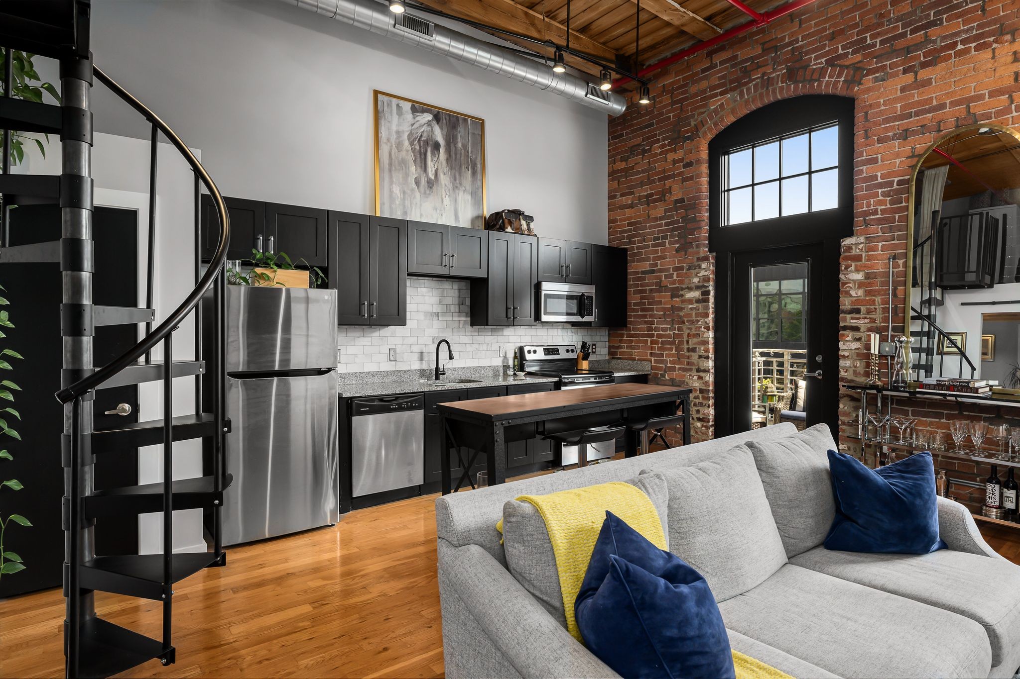 1350 Rosa L Parks Blvd Unit: 463