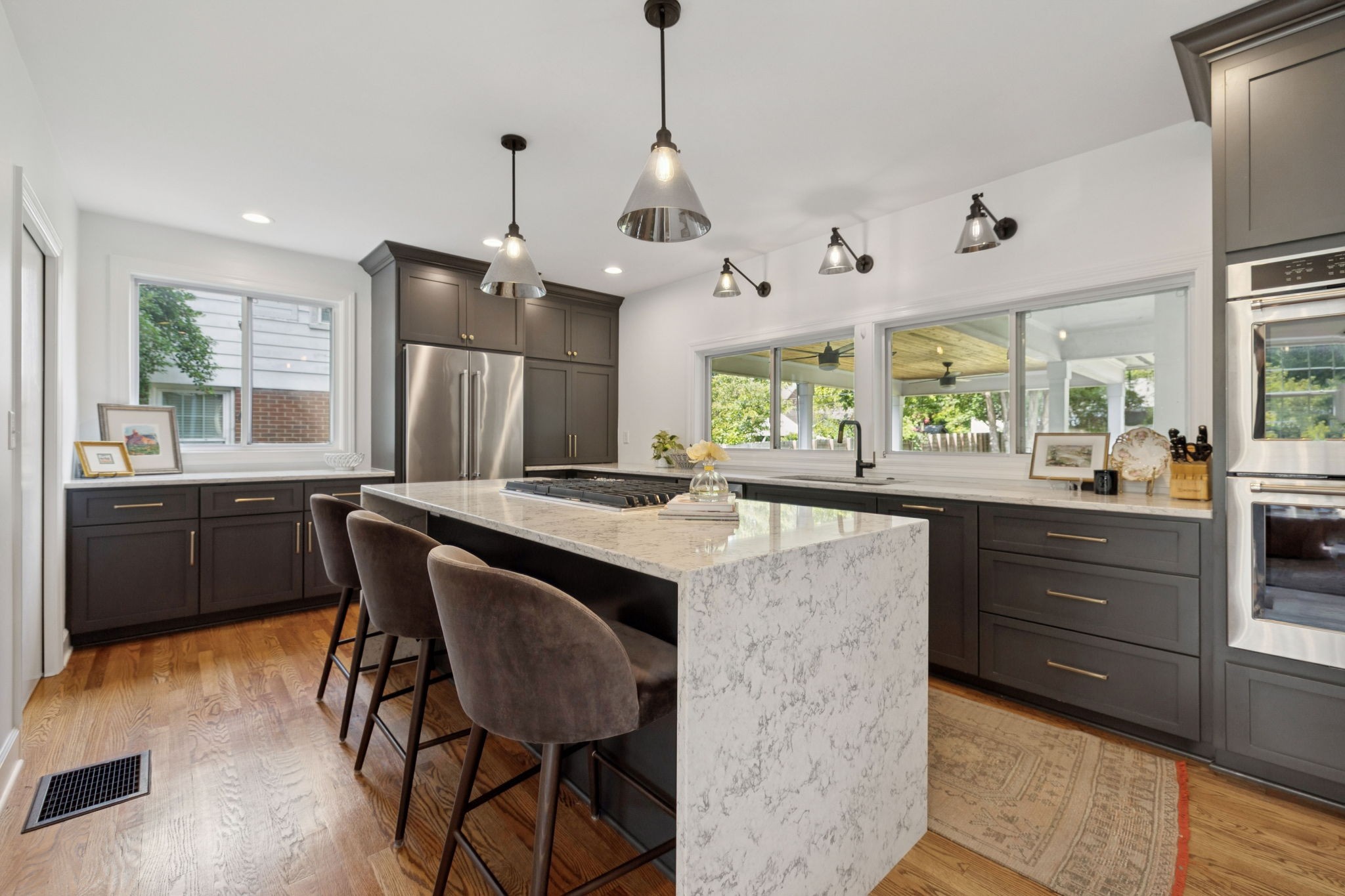 3625 Rainbow Pl