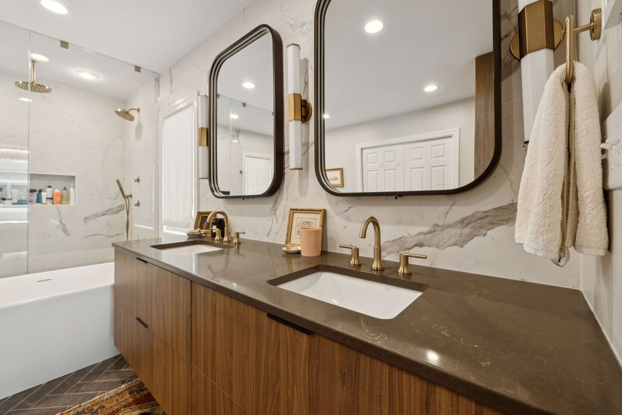 3625 Rainbow Pl