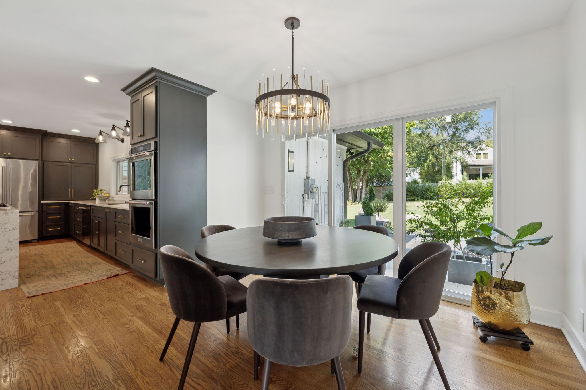 3625 Rainbow Pl