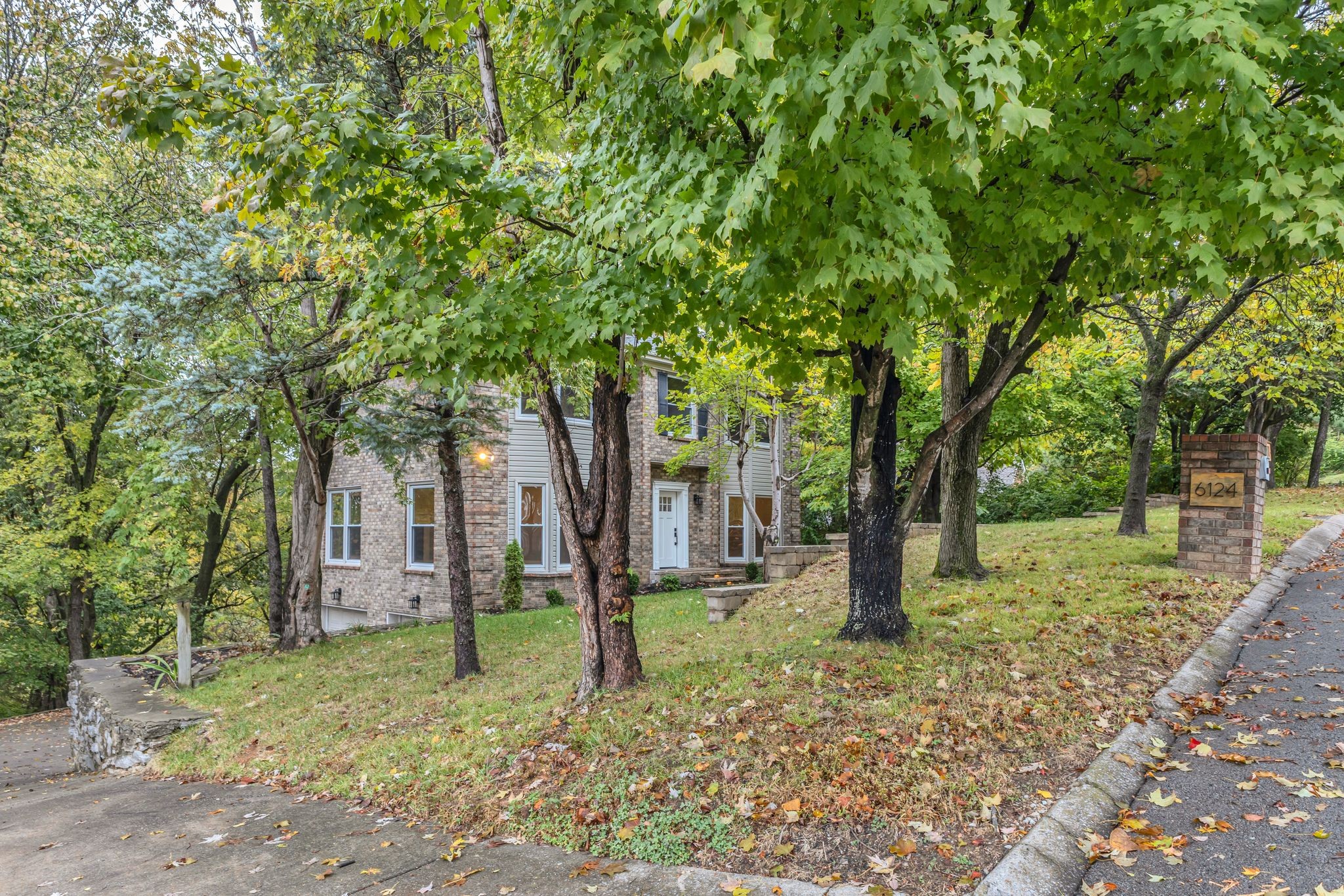 6124 Stillmeadow Dr