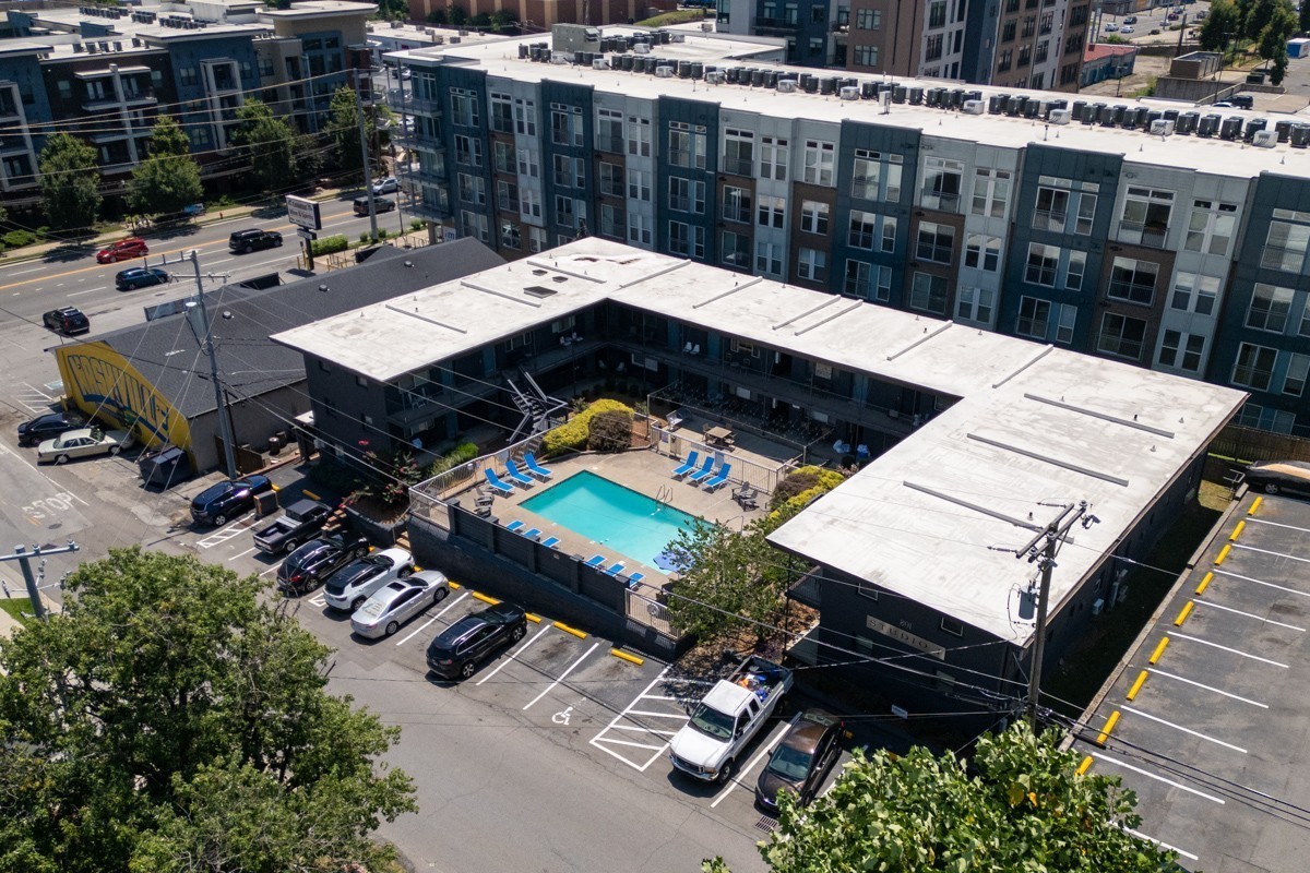 803 Hillview Hts Unit: 106