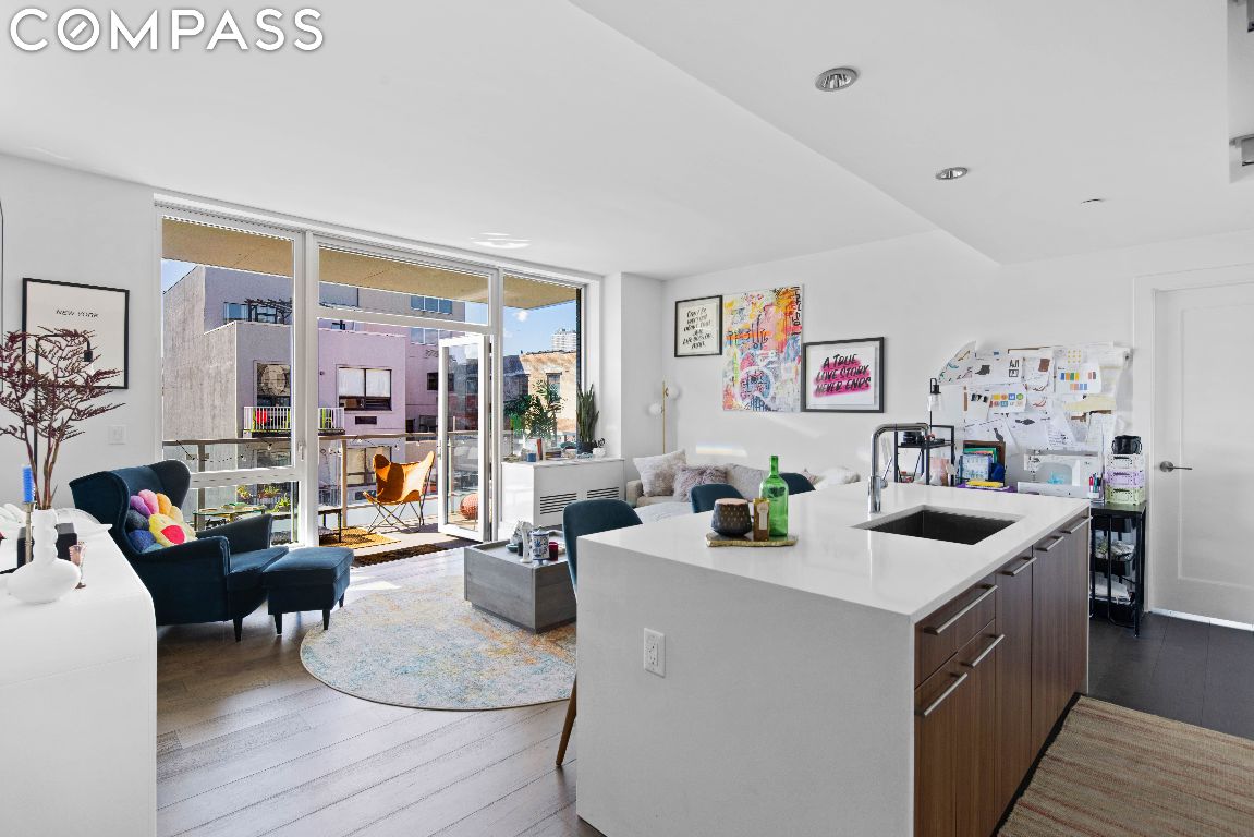 212 N 9th Street 5-E