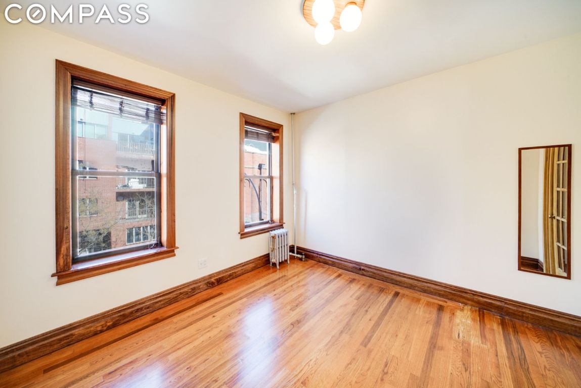 364 15th Street 2-L
