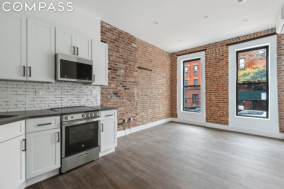 69 Decatur Street 3