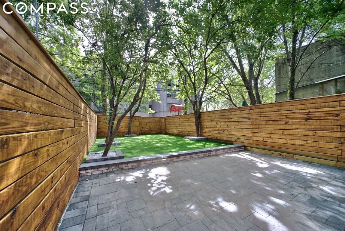716 Quincy Street GARDEN