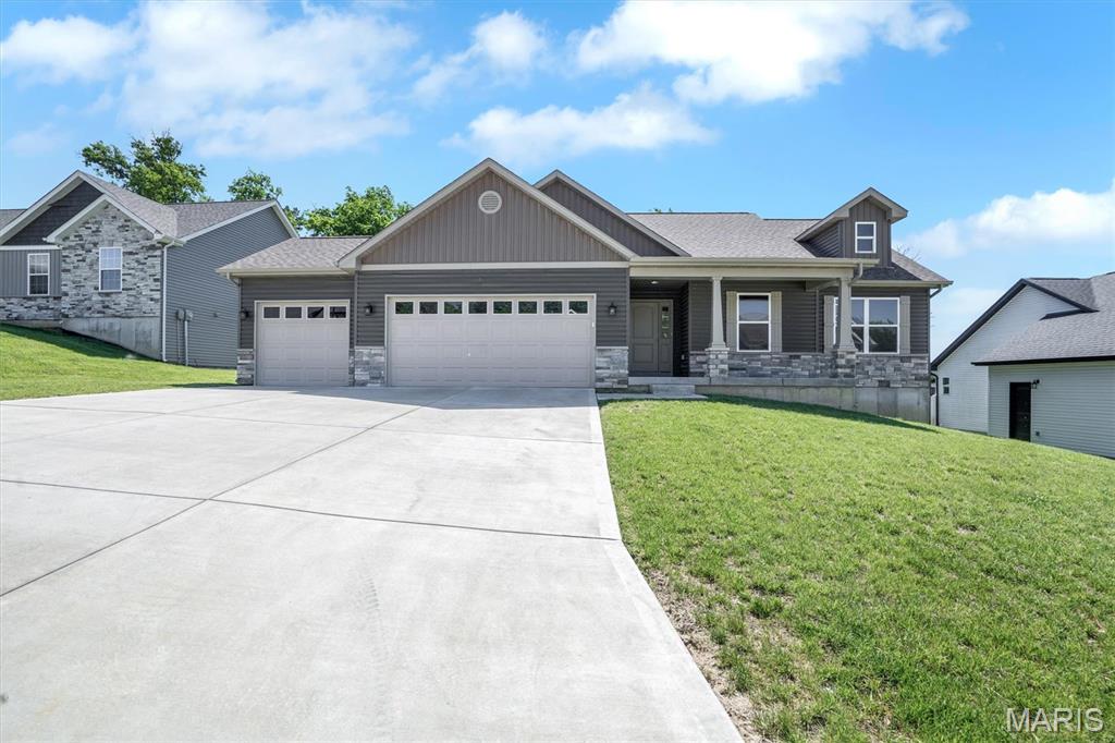 512 Hickory Knoll Drive