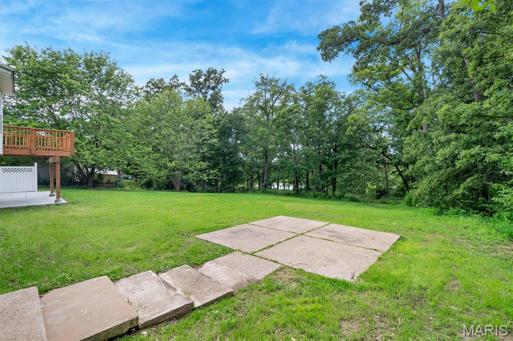 25 Hawthorne Hills Drive