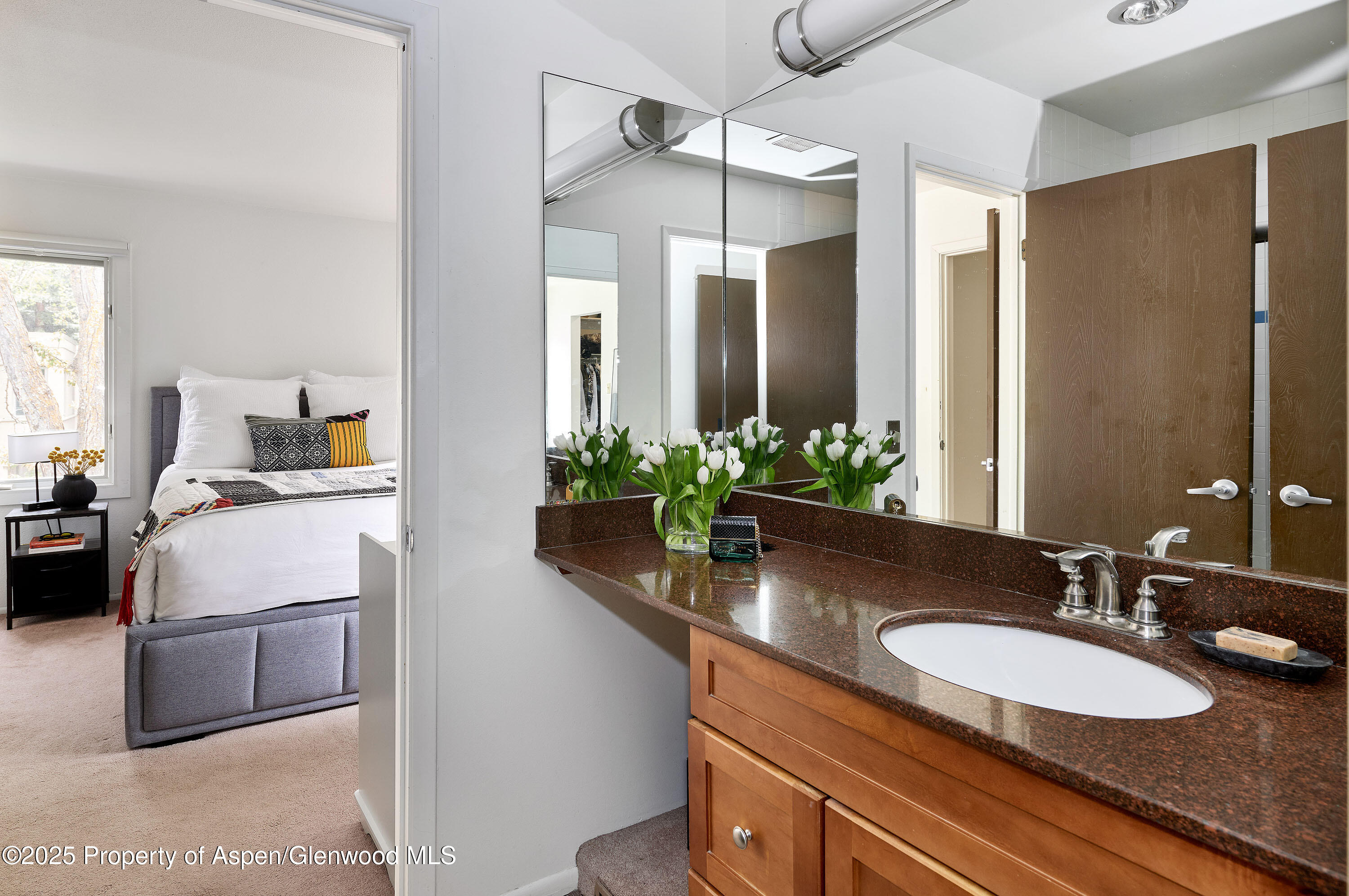 814 W Bleeker Street, C-1