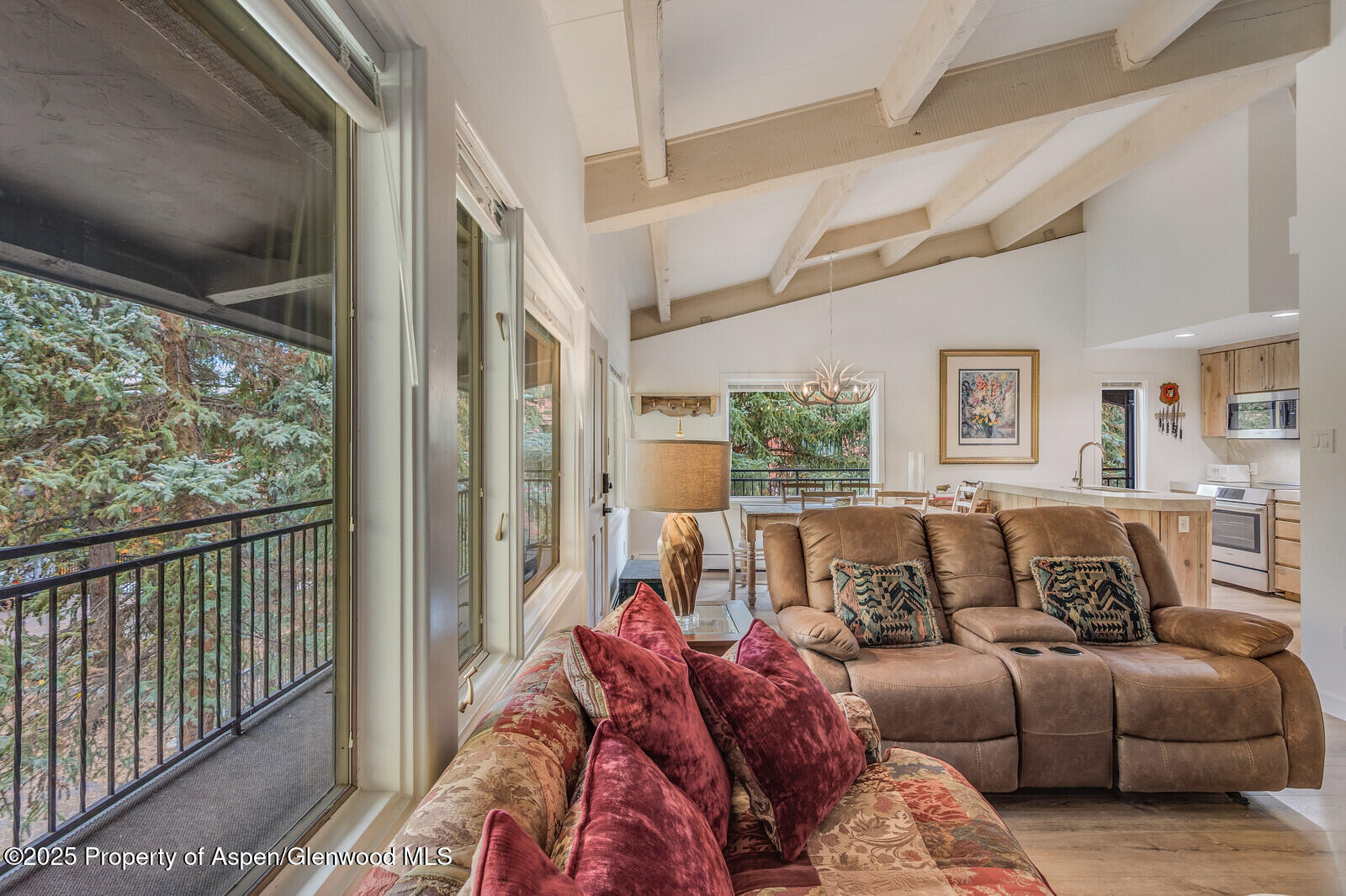 731 S Mill Street, 3A