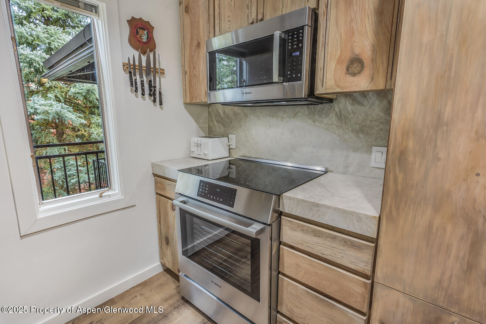 731 S Mill Street, 3A