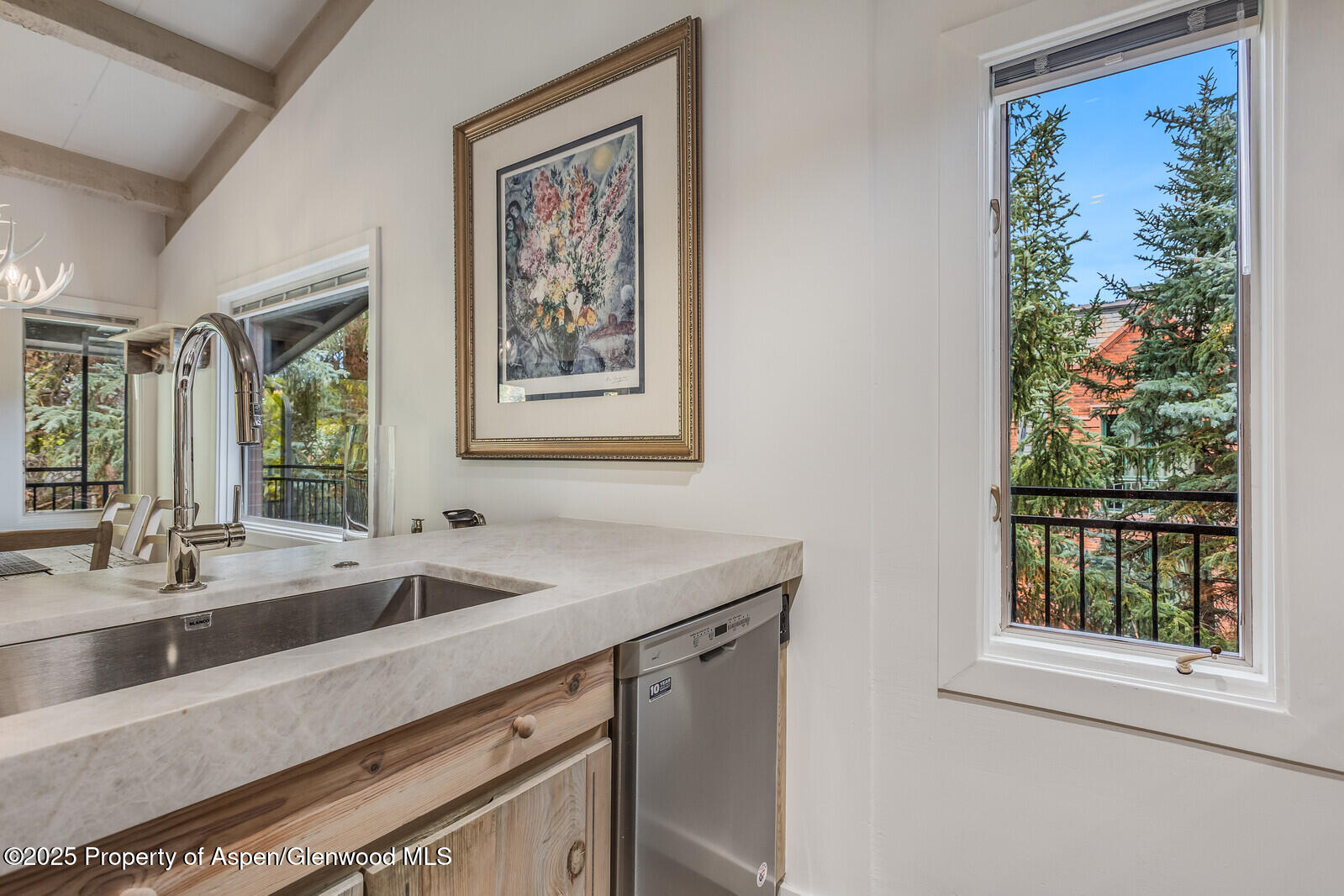 731 S Mill Street, 3A