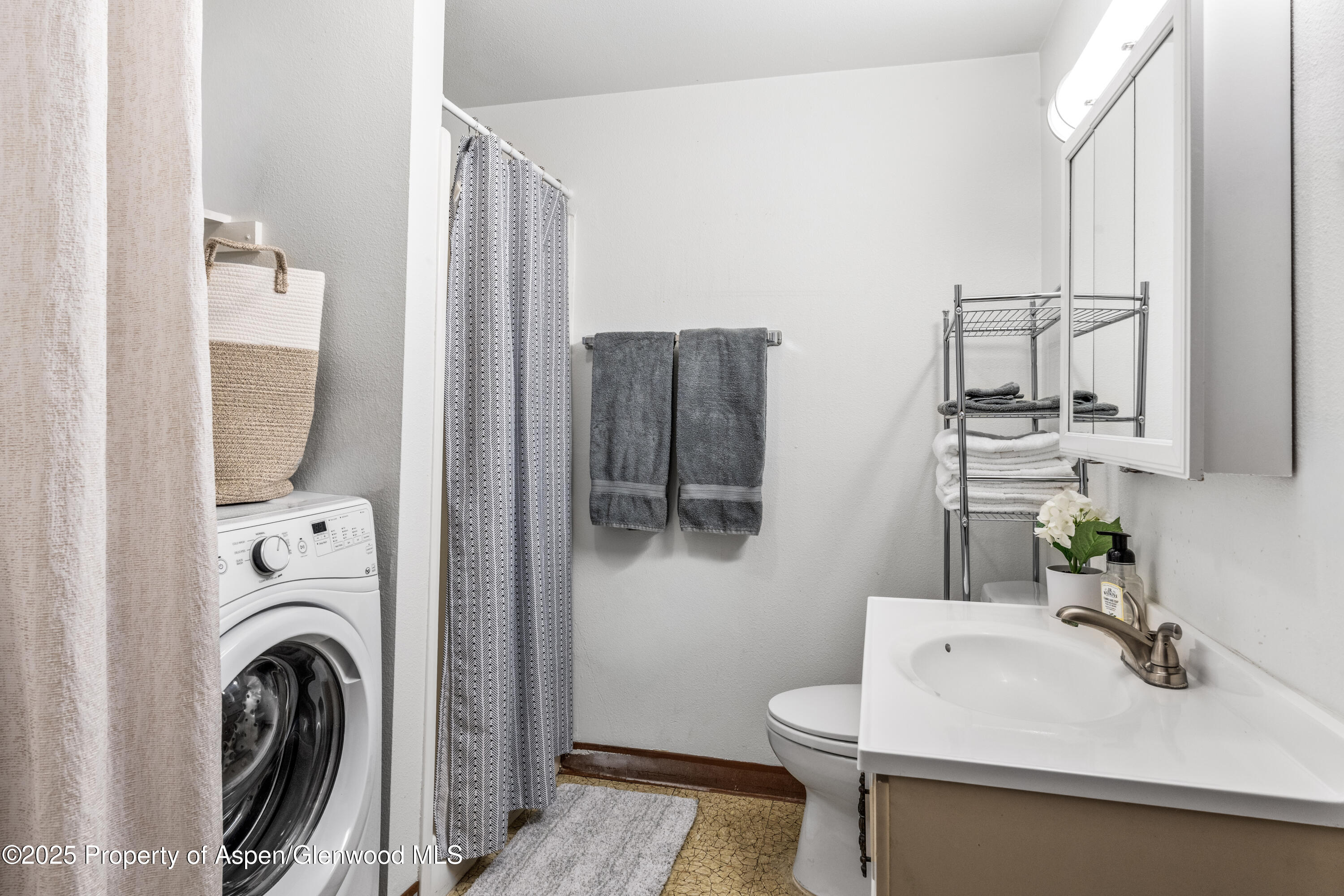 814 W Bleeker Street C-1