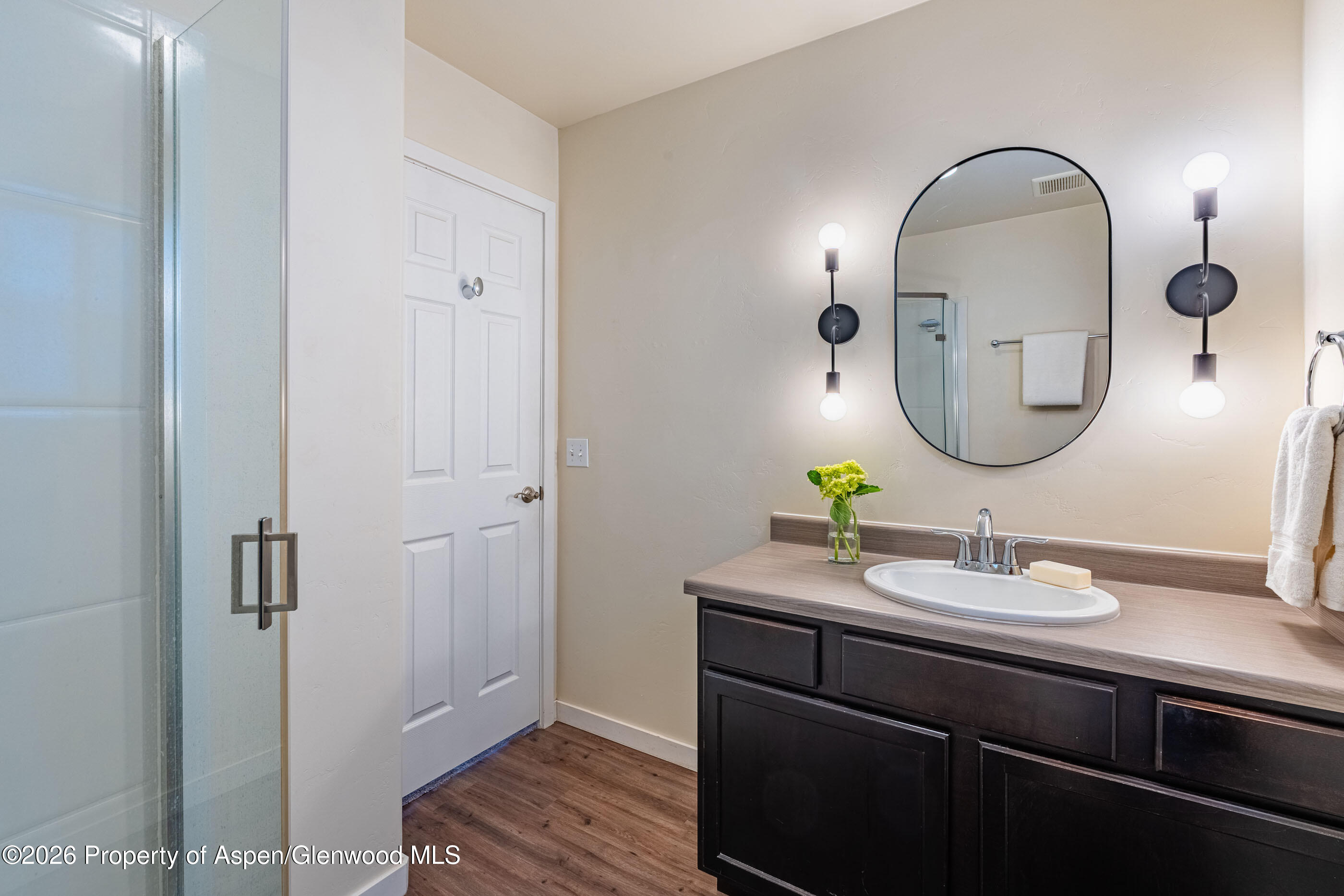 321 W 8th Court