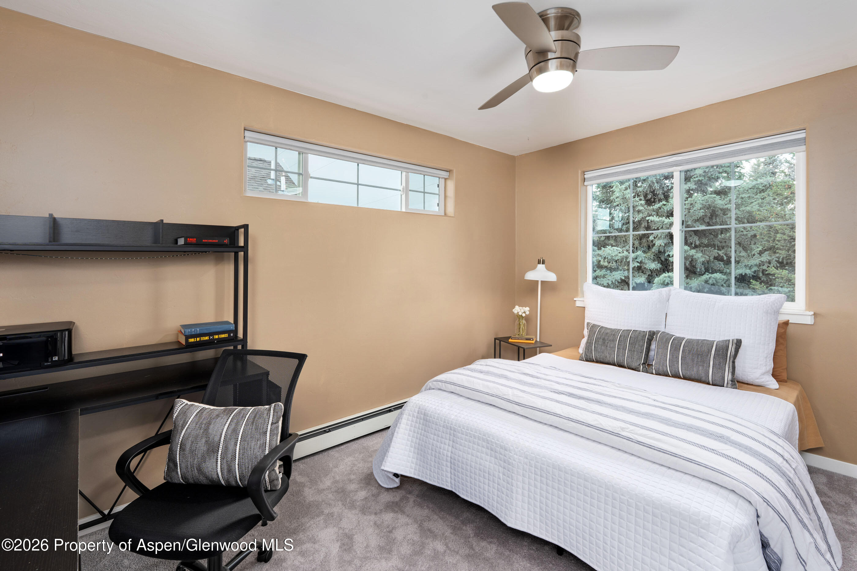 321 W 8th Court