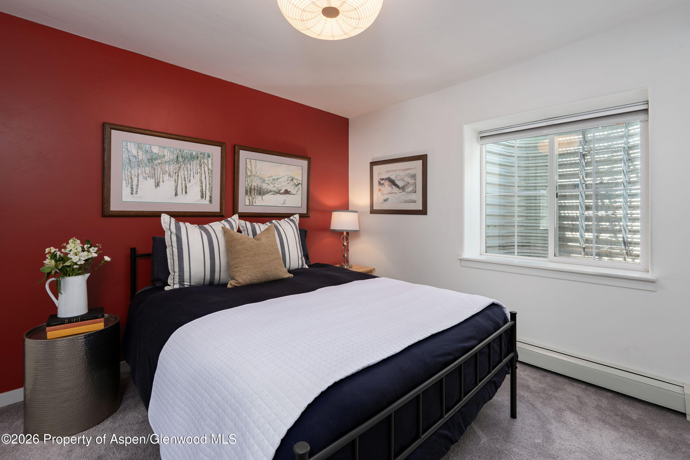 321 W 8th Court
