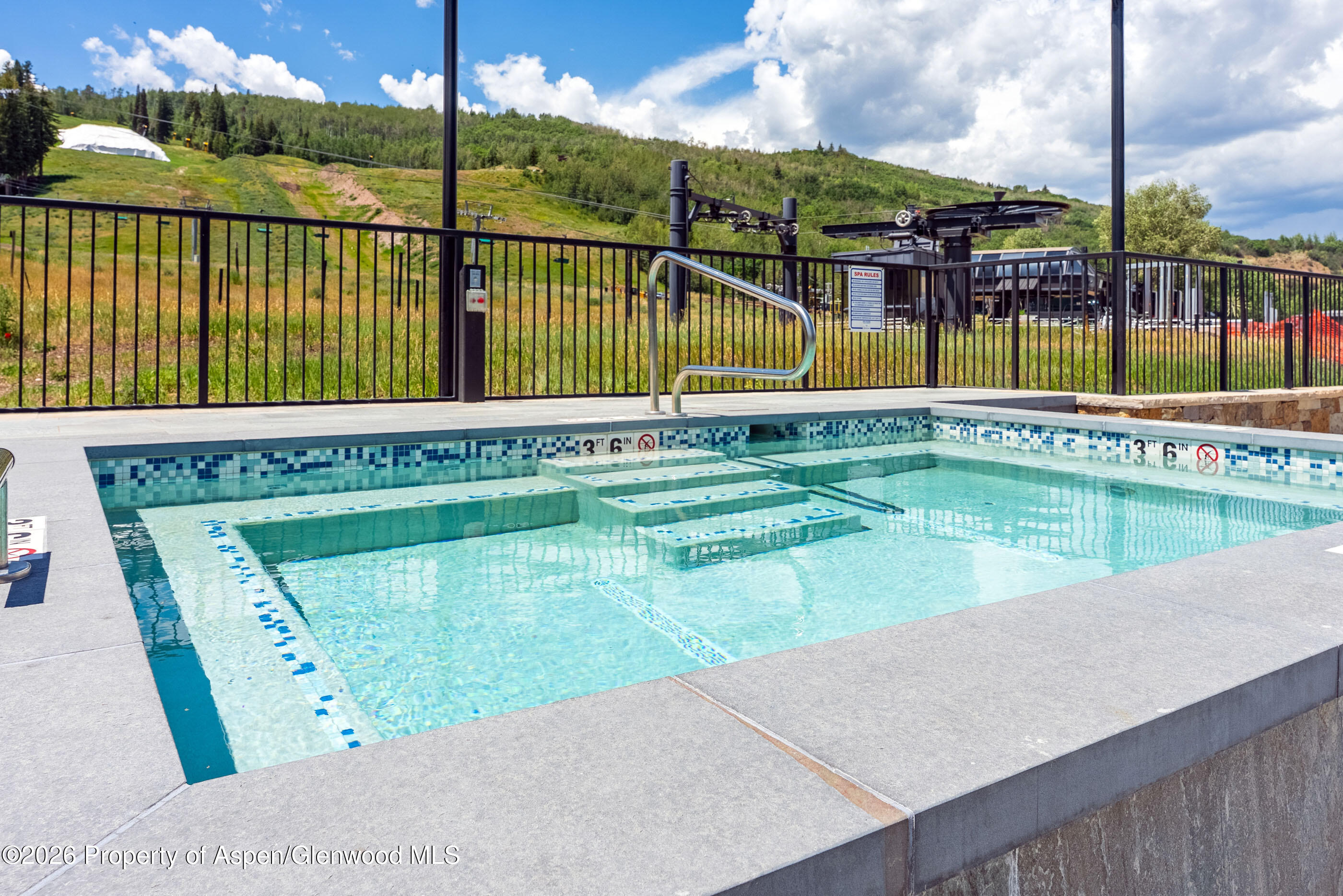 38750 Highway 82 2273