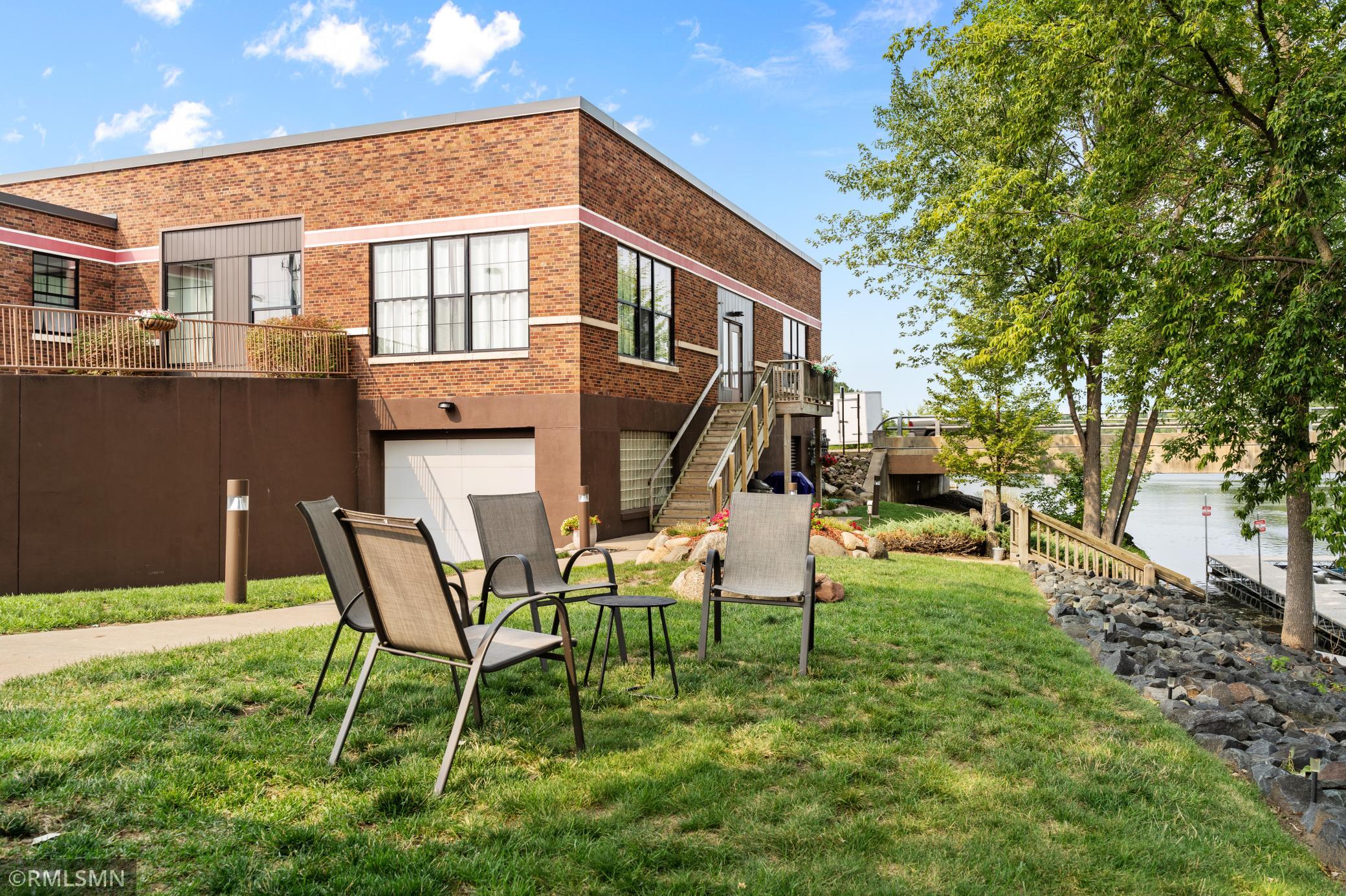 30 Main Street S Unit: 4D