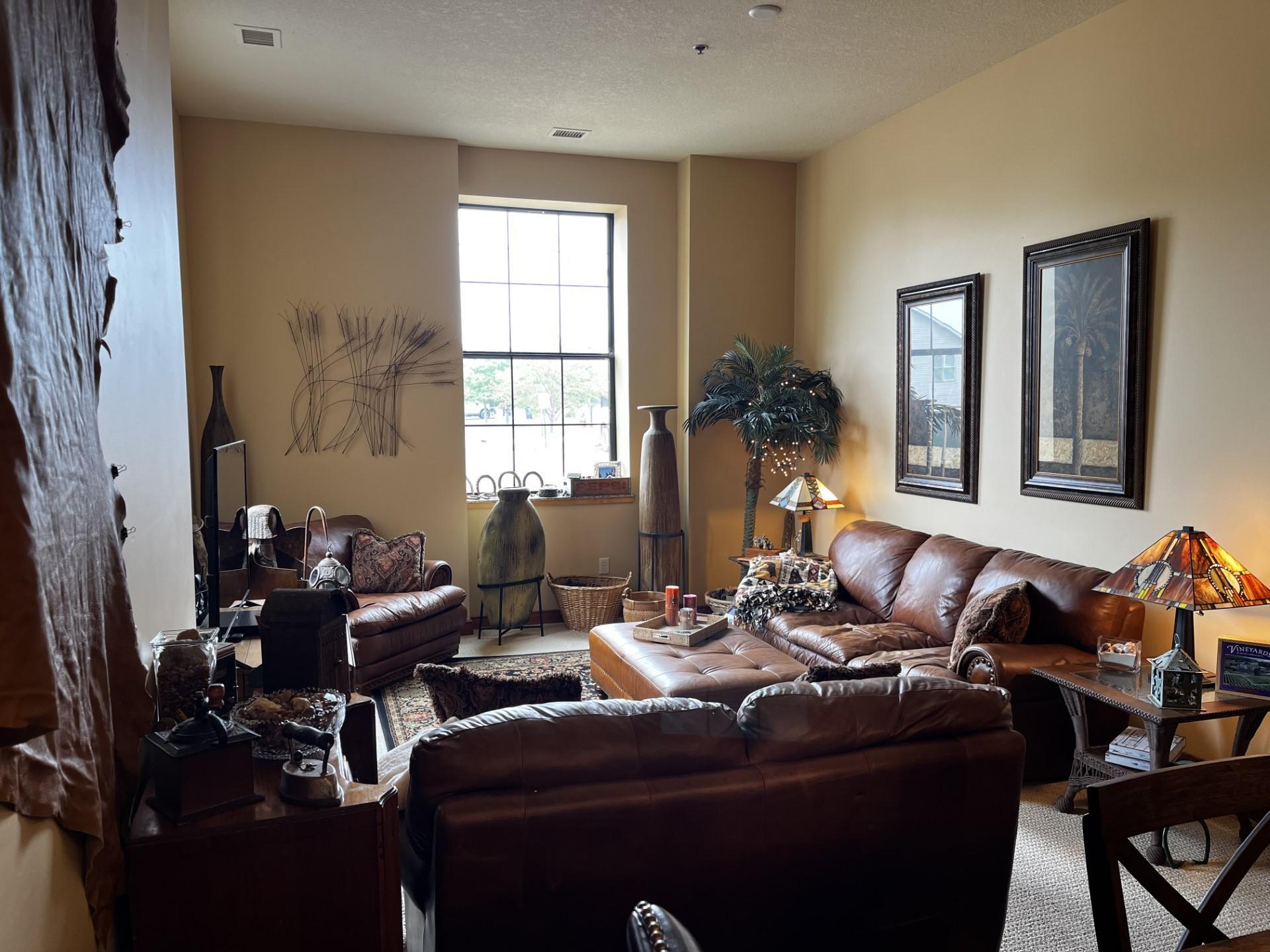 30 Main Street S Unit: 4D