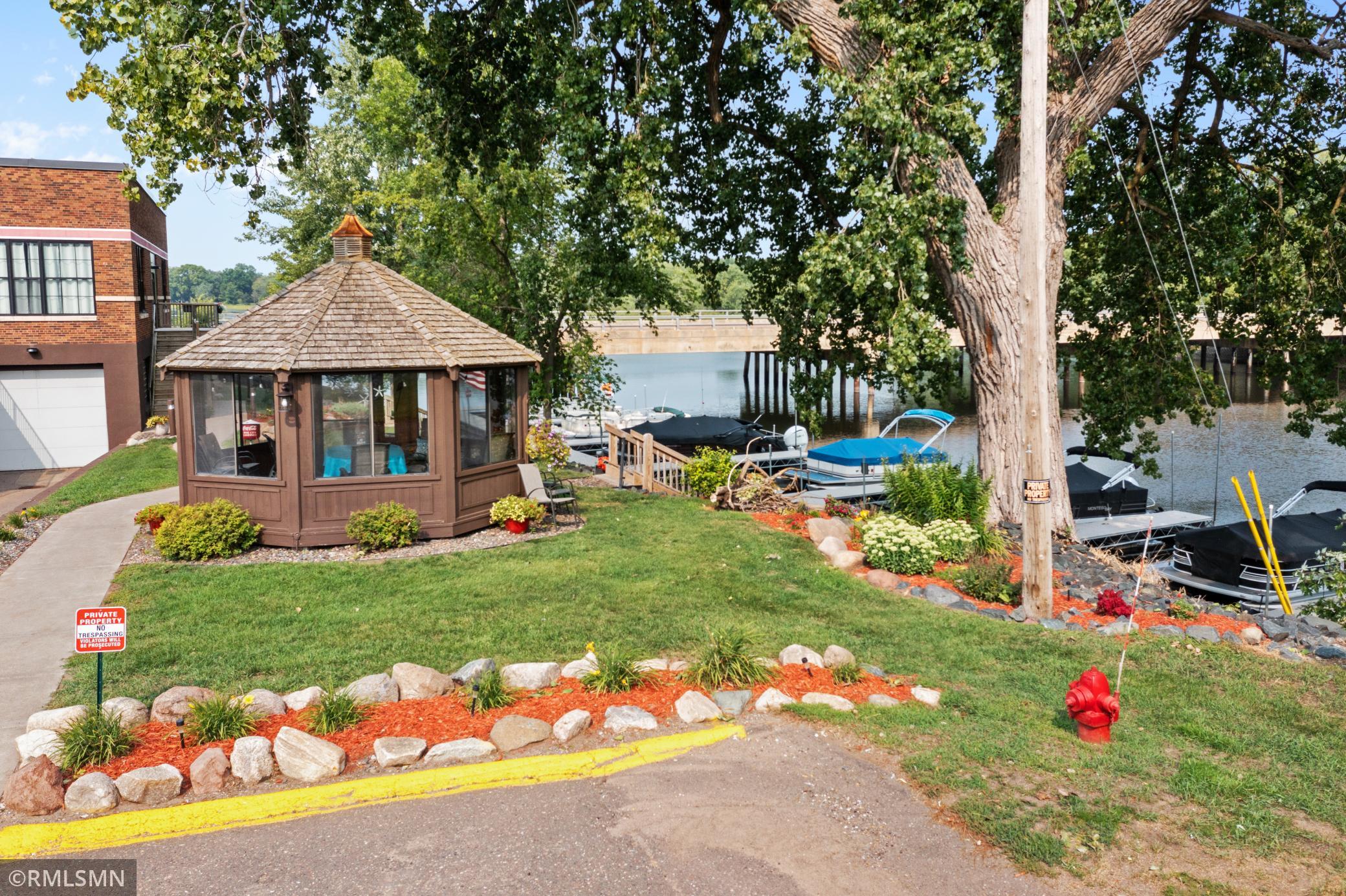 30 Main Street S Unit: 4D