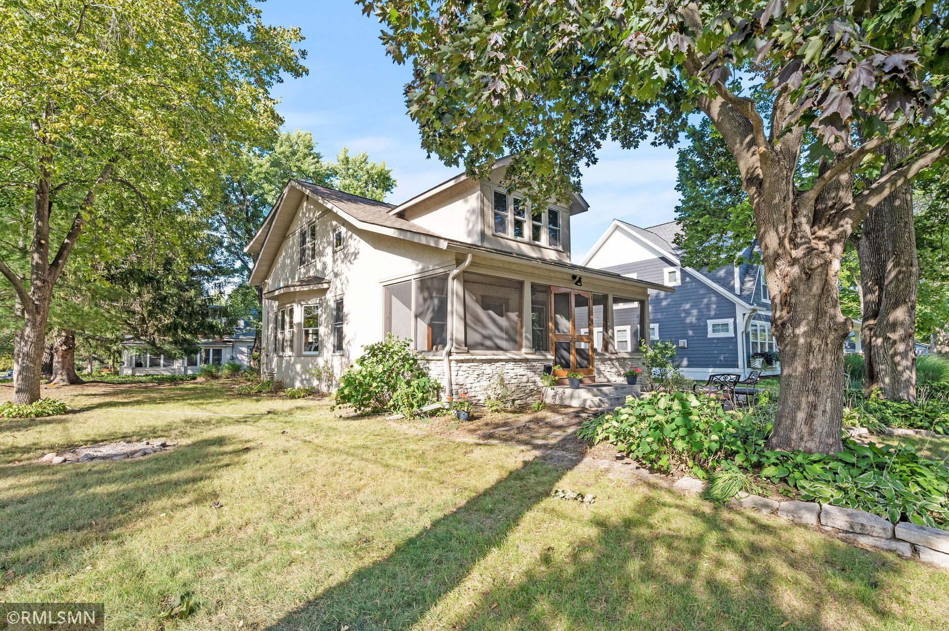 2279 8th Street