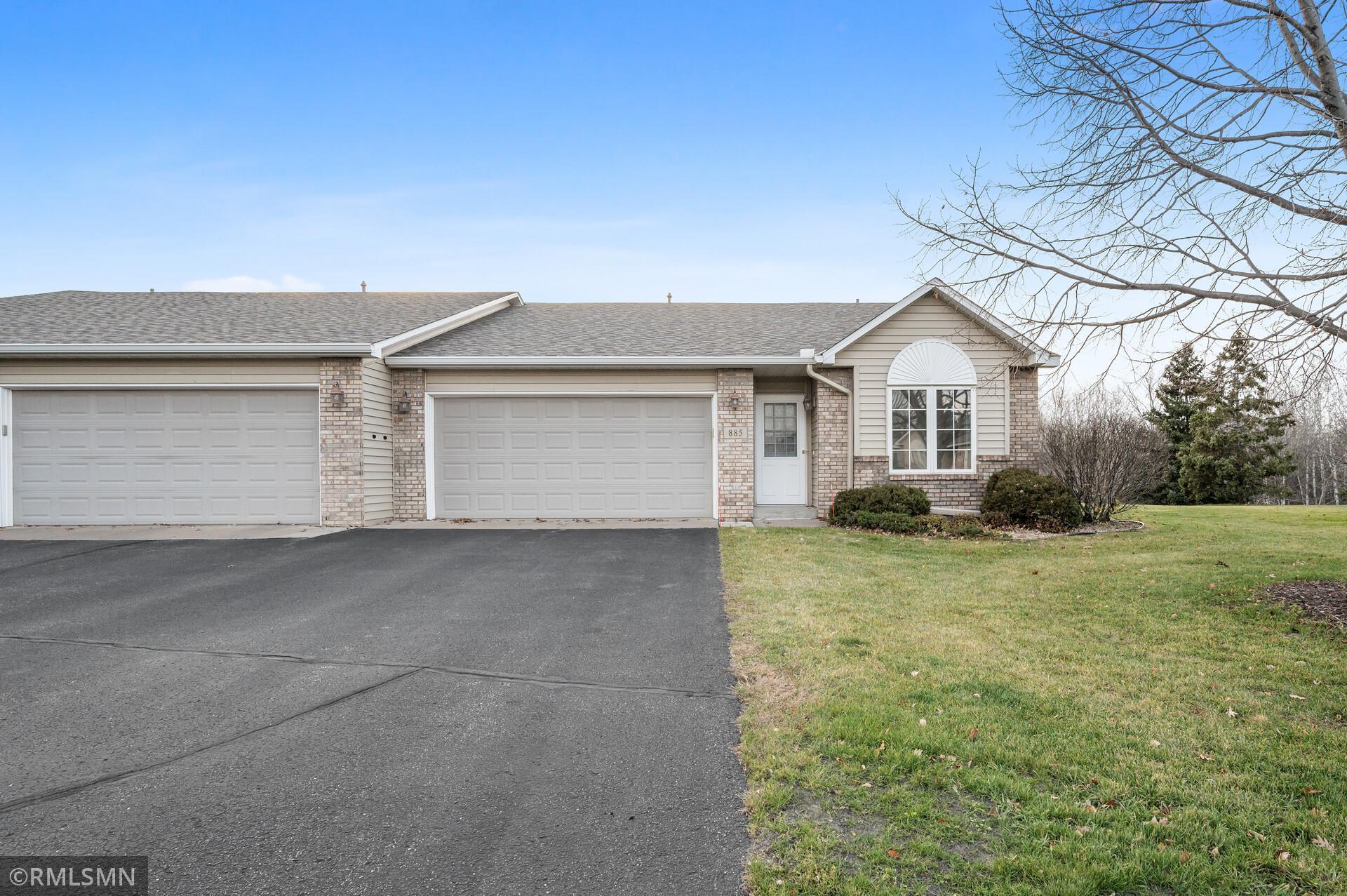 885 Evergreen Court