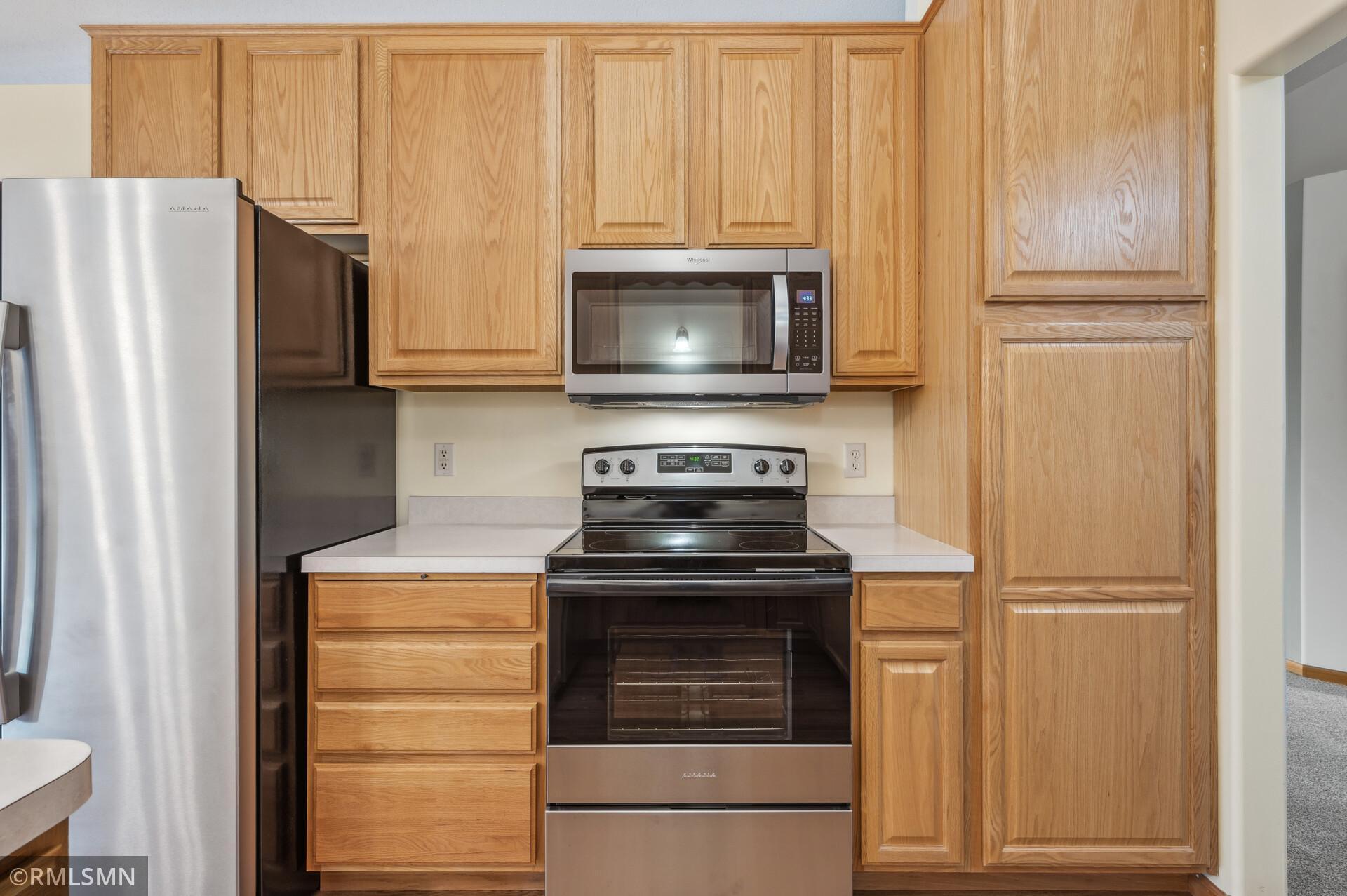 885 Evergreen Court