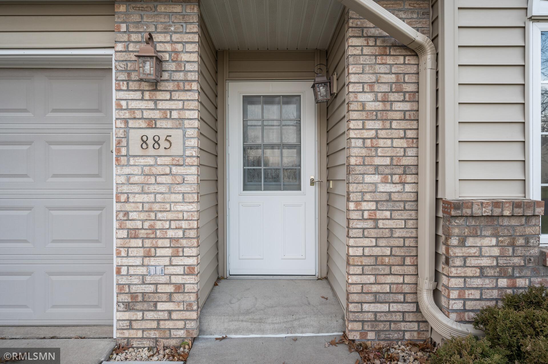 885 Evergreen Court